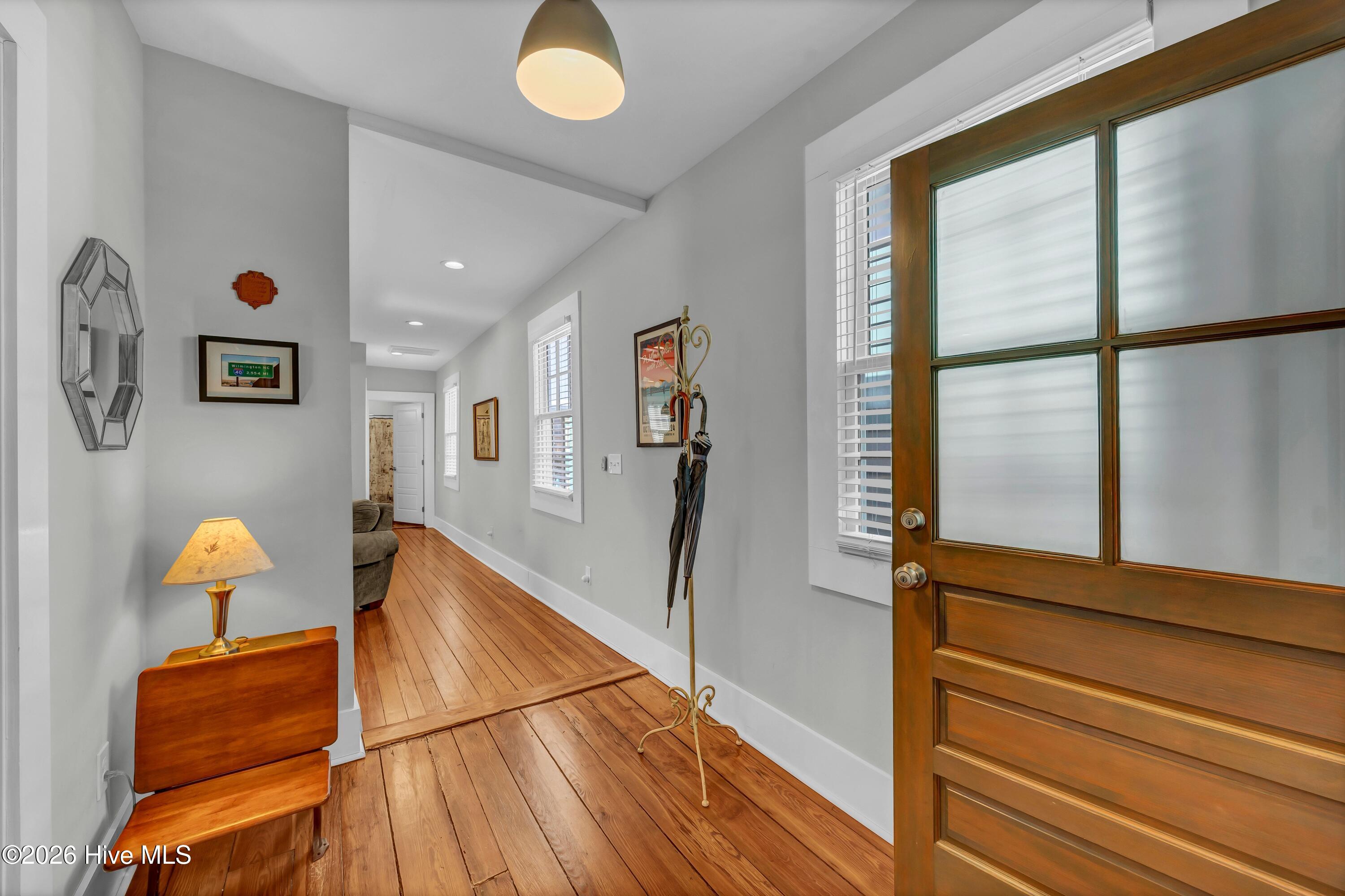 100555908 | Photo 14