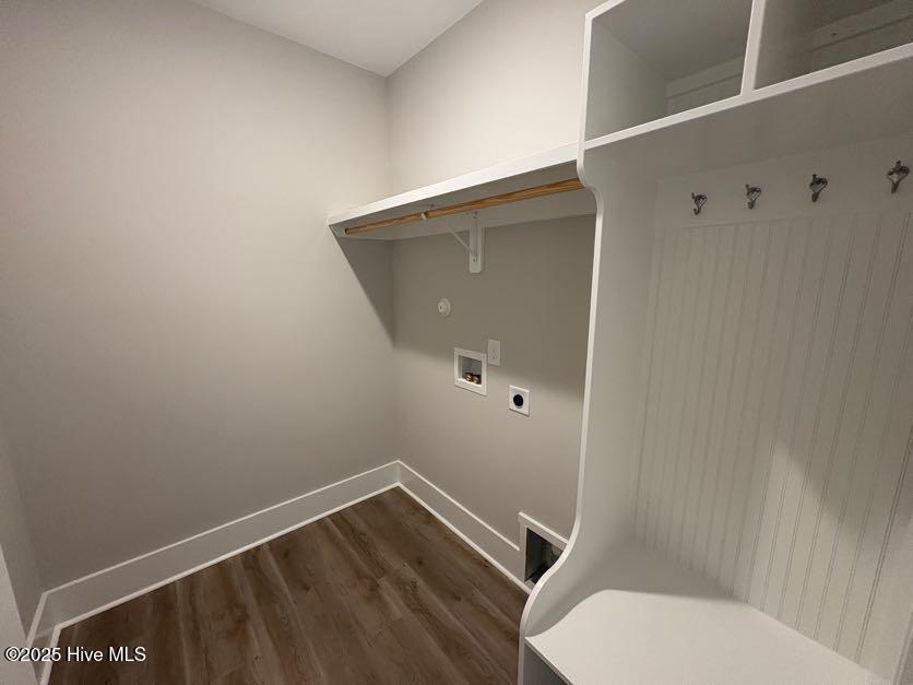 100519716 | Photo 18