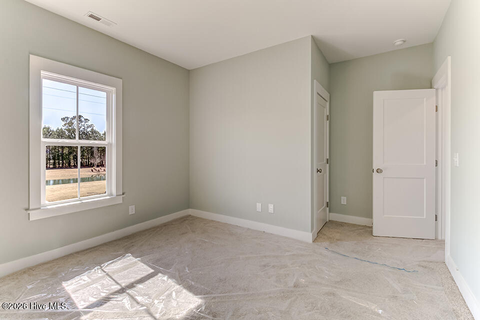 100557404 | Photo 23