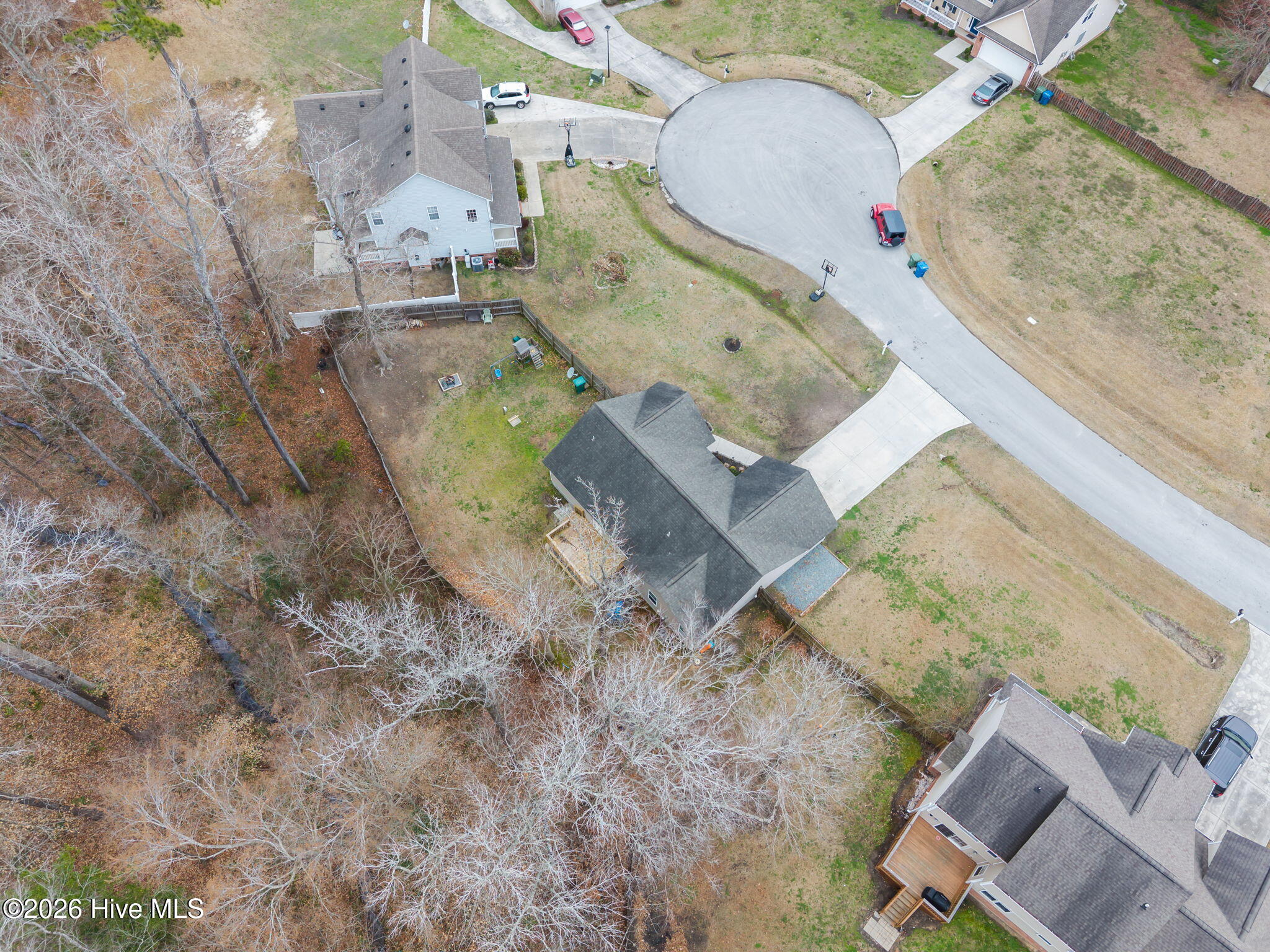 100557959 | Photo 38