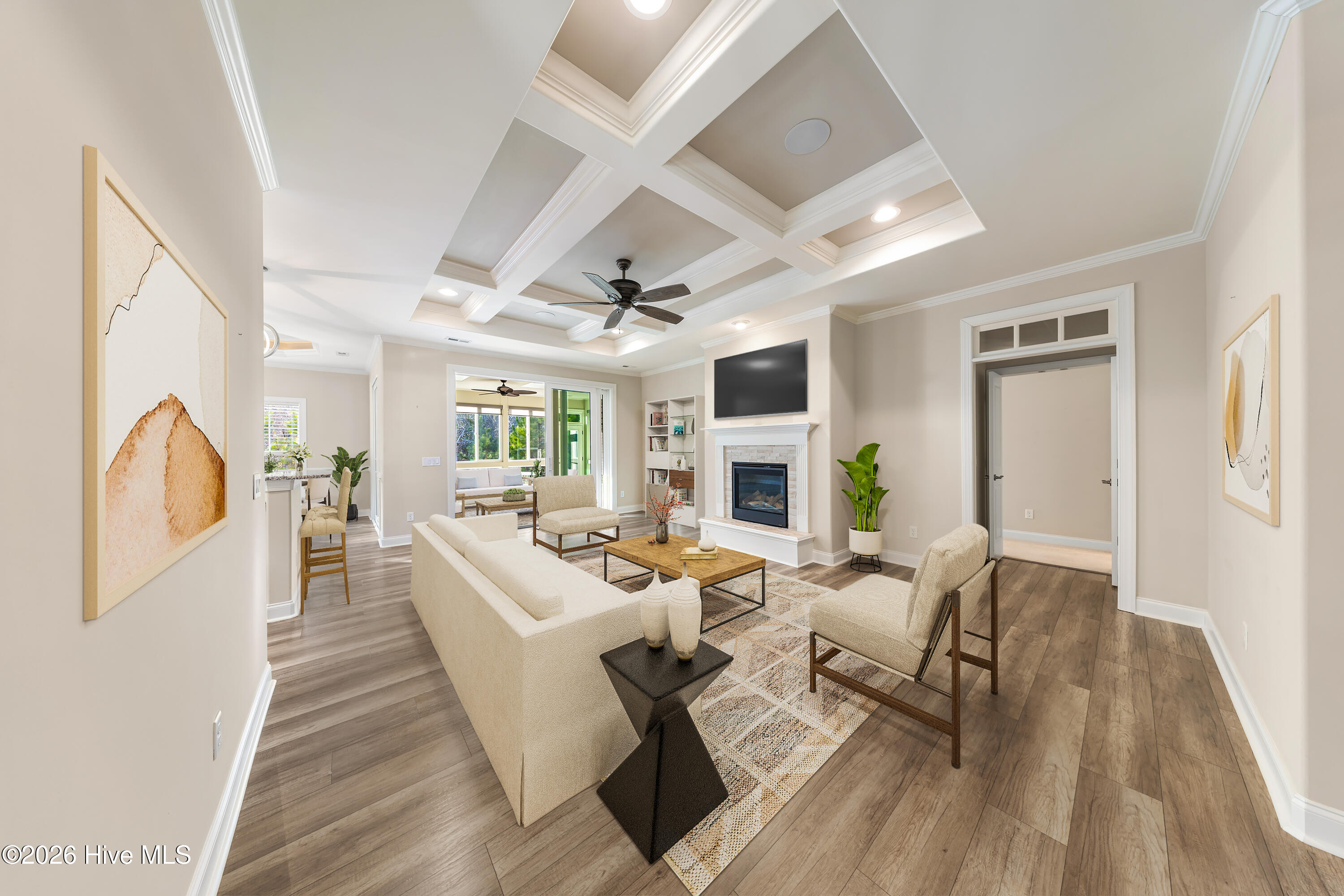 100536175 | Photo 11