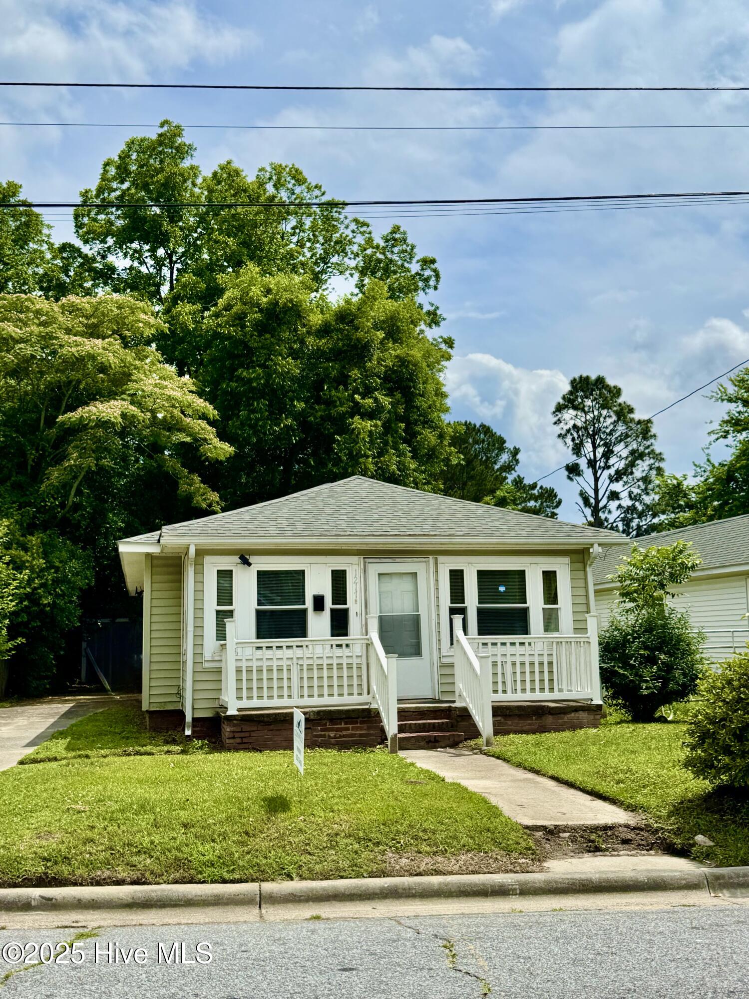 1217 Fleming, Greenville, North Carolina, 3 Bedroom Bedrooms, 7 Room Rooms,1 BathroomBathrooms,Single family residence,For sale,Fleming,100598664 1217 Fleming, Greenville, North Carolina, 3 Bedroom Bedrooms, 7 Room Rooms,1 BathroomBathrooms,Single family residence,For sale,Fleming,100598664