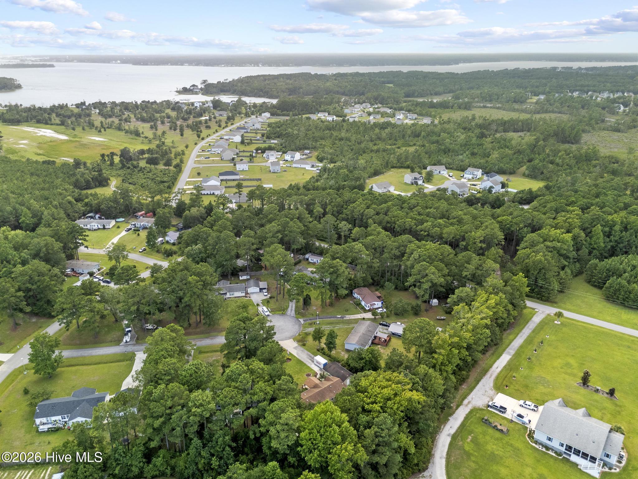 408 Quailridge Court,Peletier