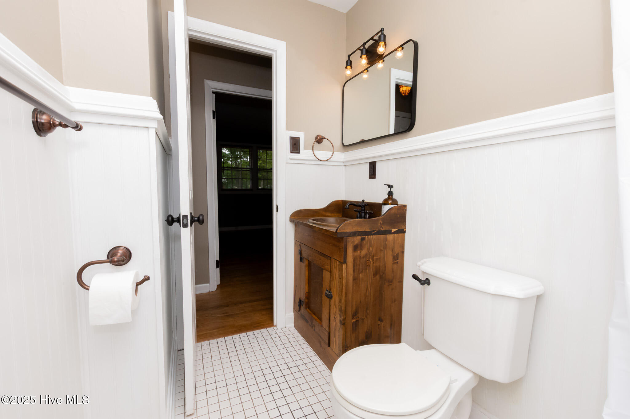 100529268 | Photo 13