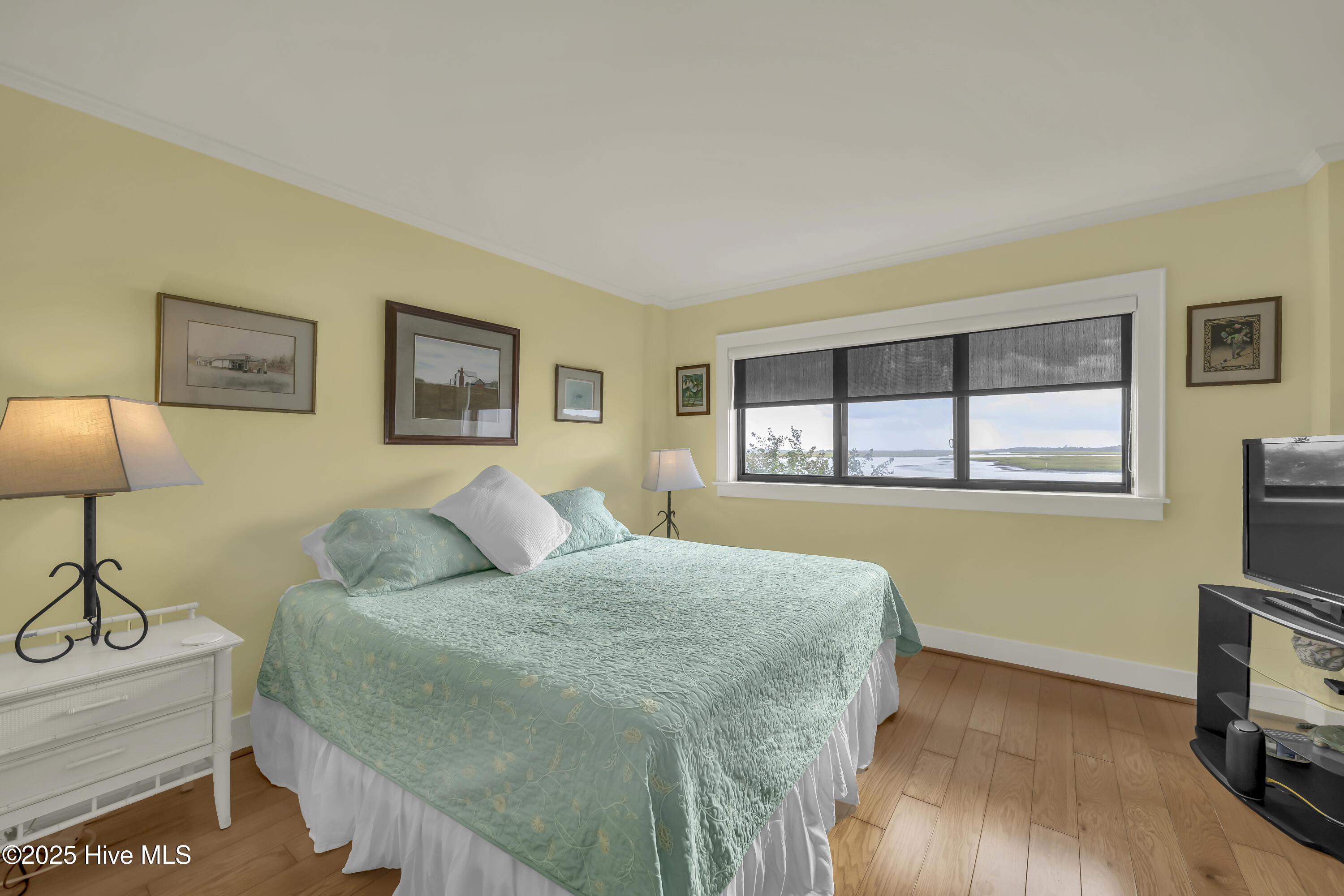 100549475 | Photo 40