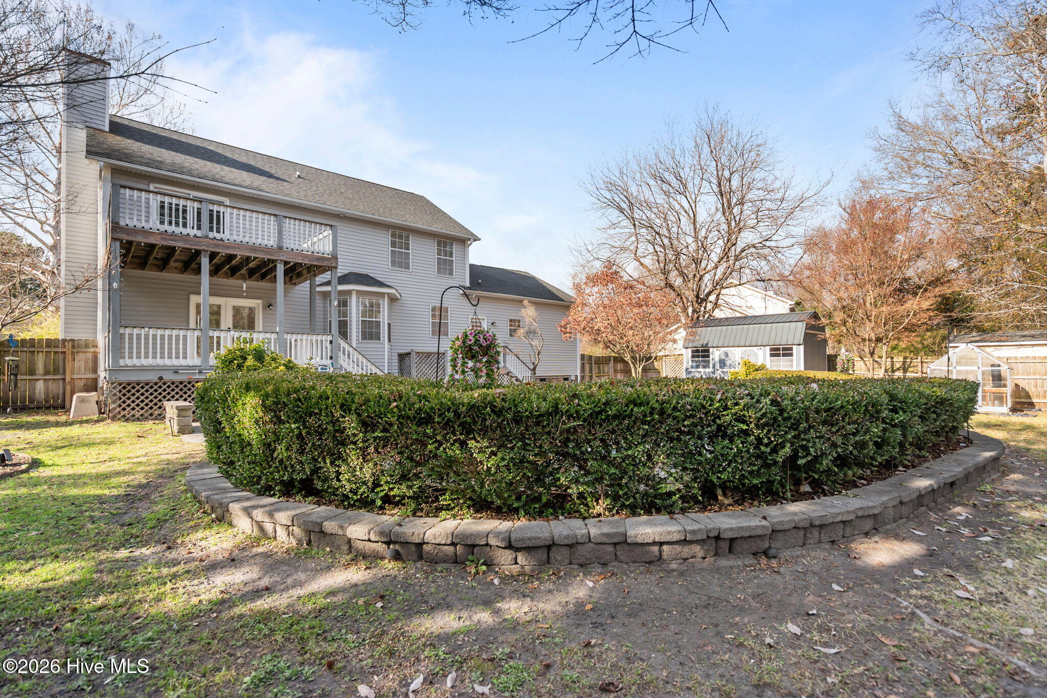 100548092 | Photo 57