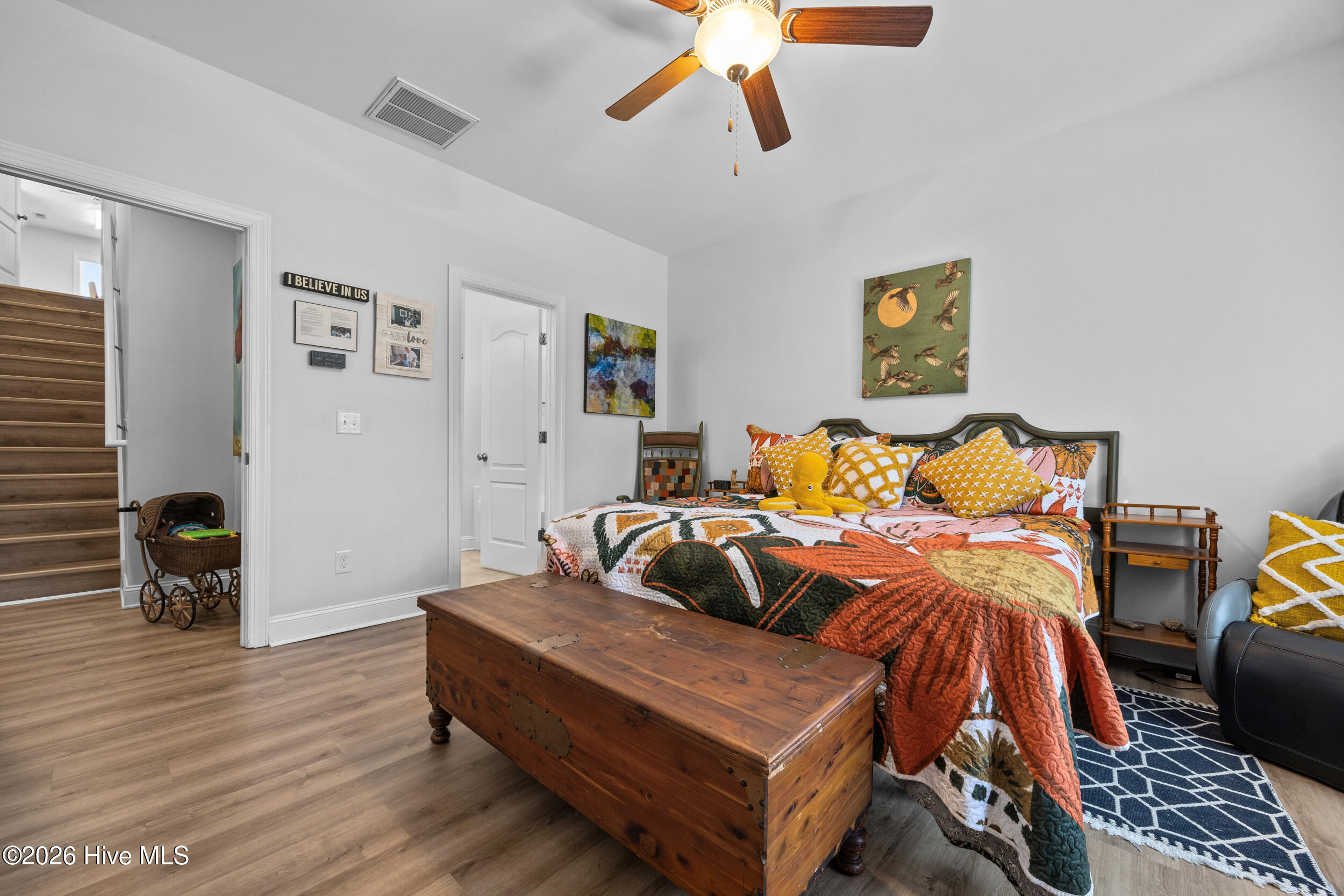 100553911 | Photo 19