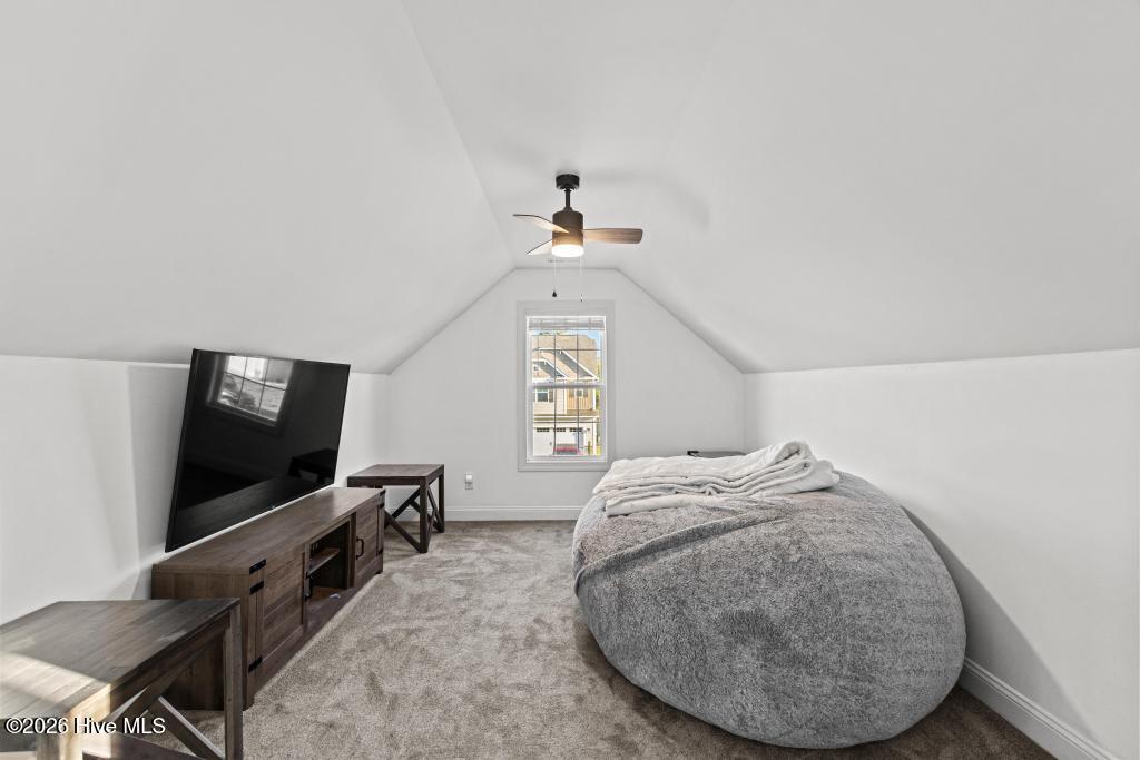 100565608 | Photo 37