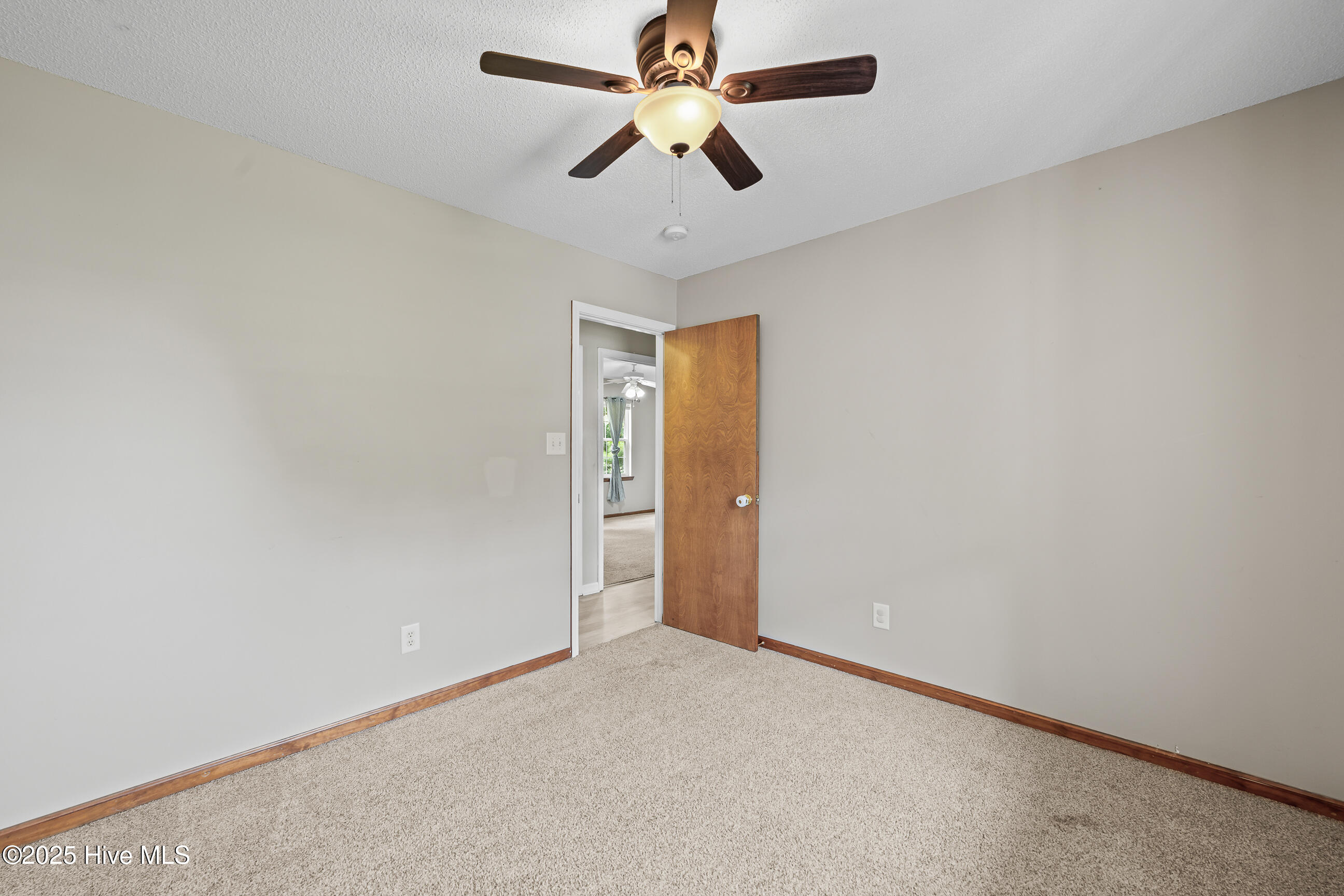 205 Bishop Drive, Jacksonville, NC 28540 – photo 19: 14