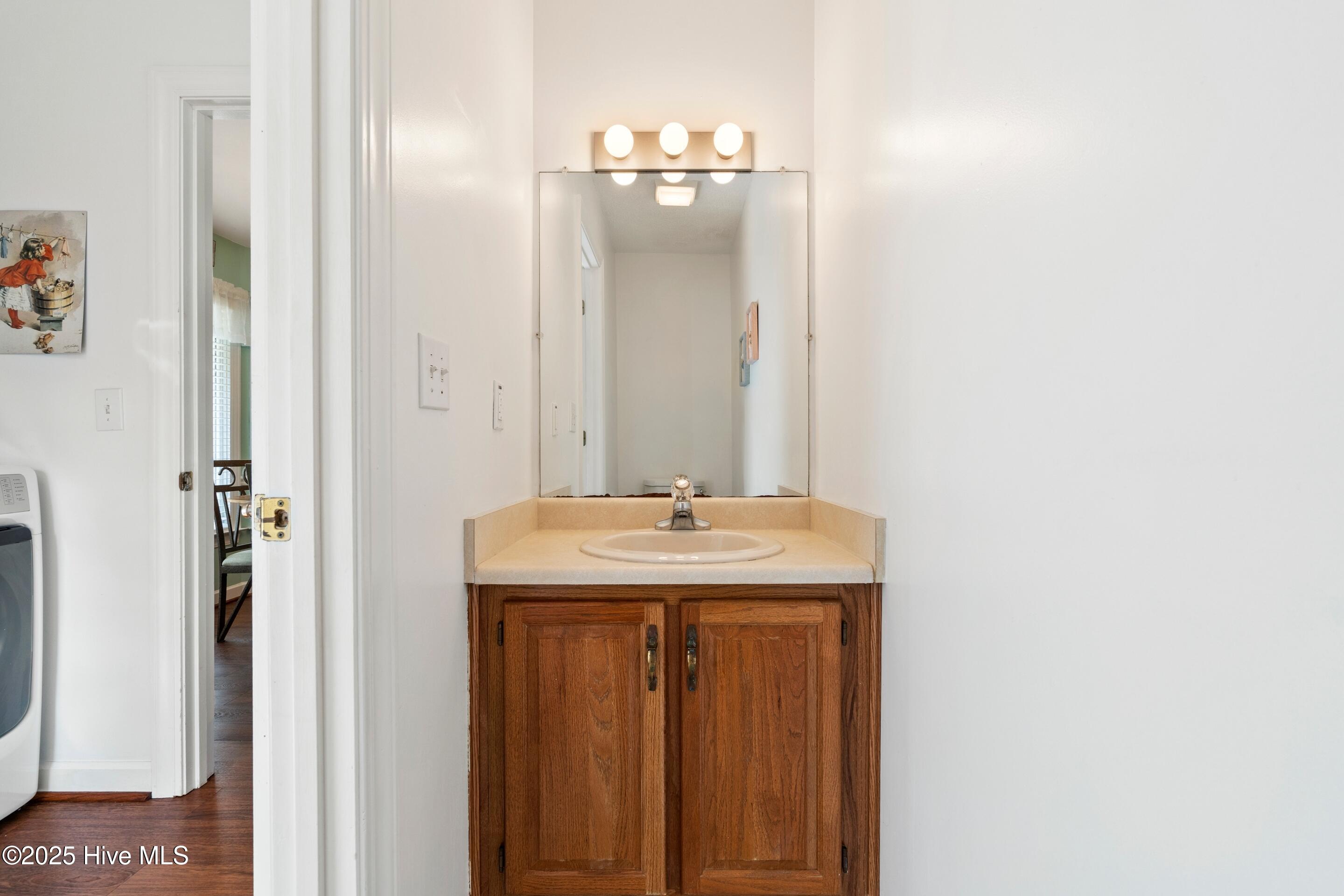 100539788 | Photo 15