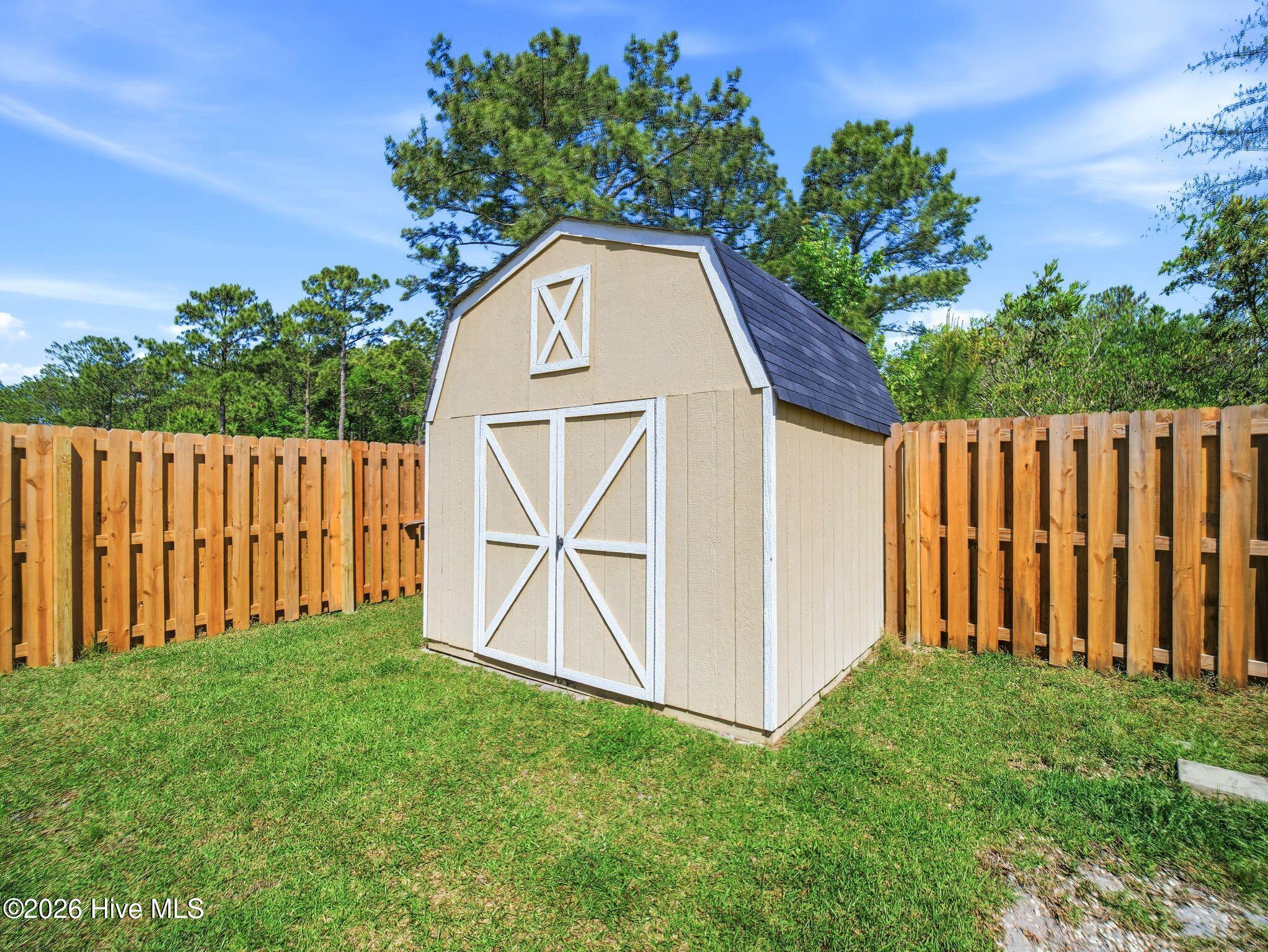 100569153 | Photo 54