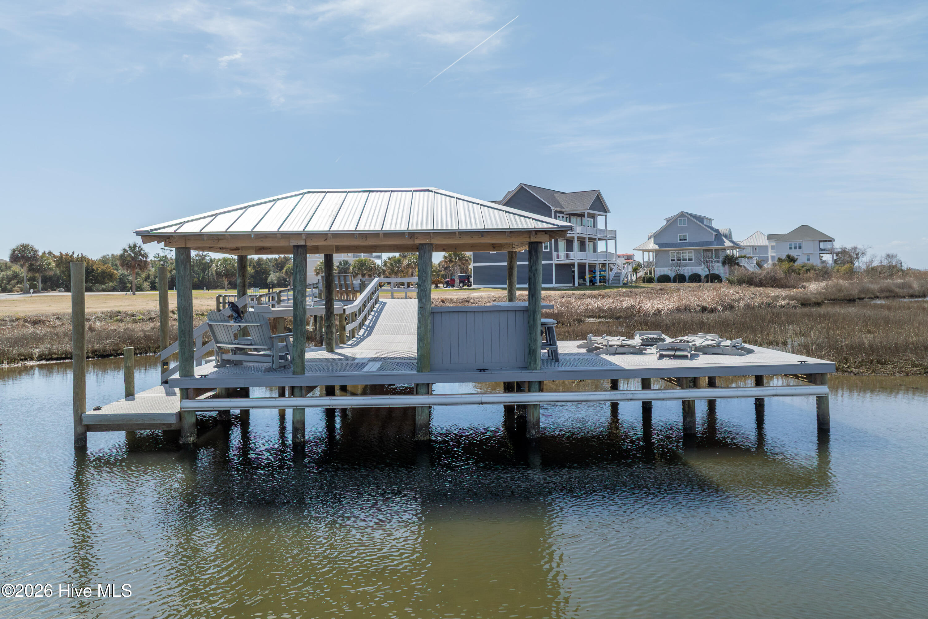 100558828 | Photo 41