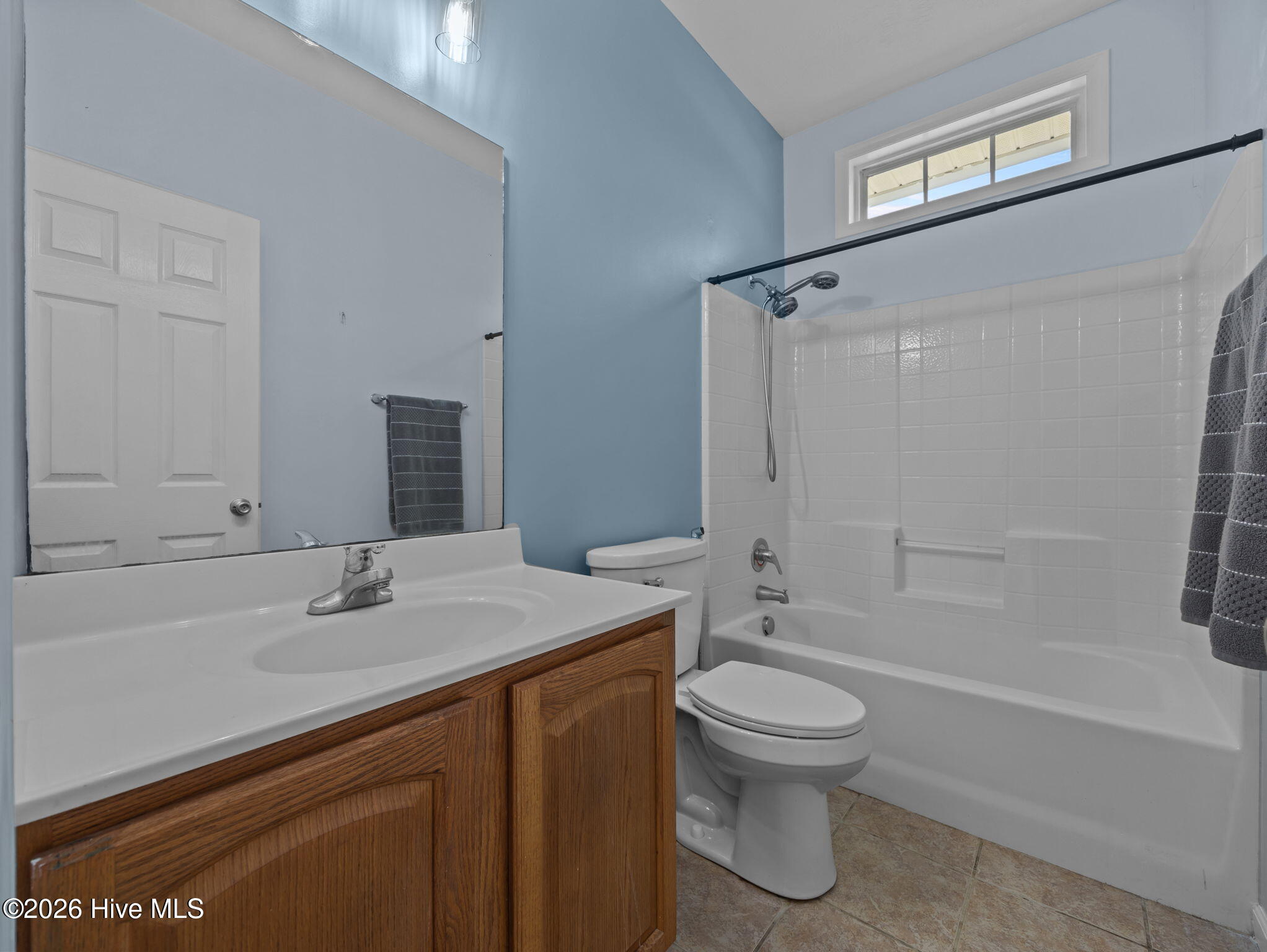 100567652 | Photo 27