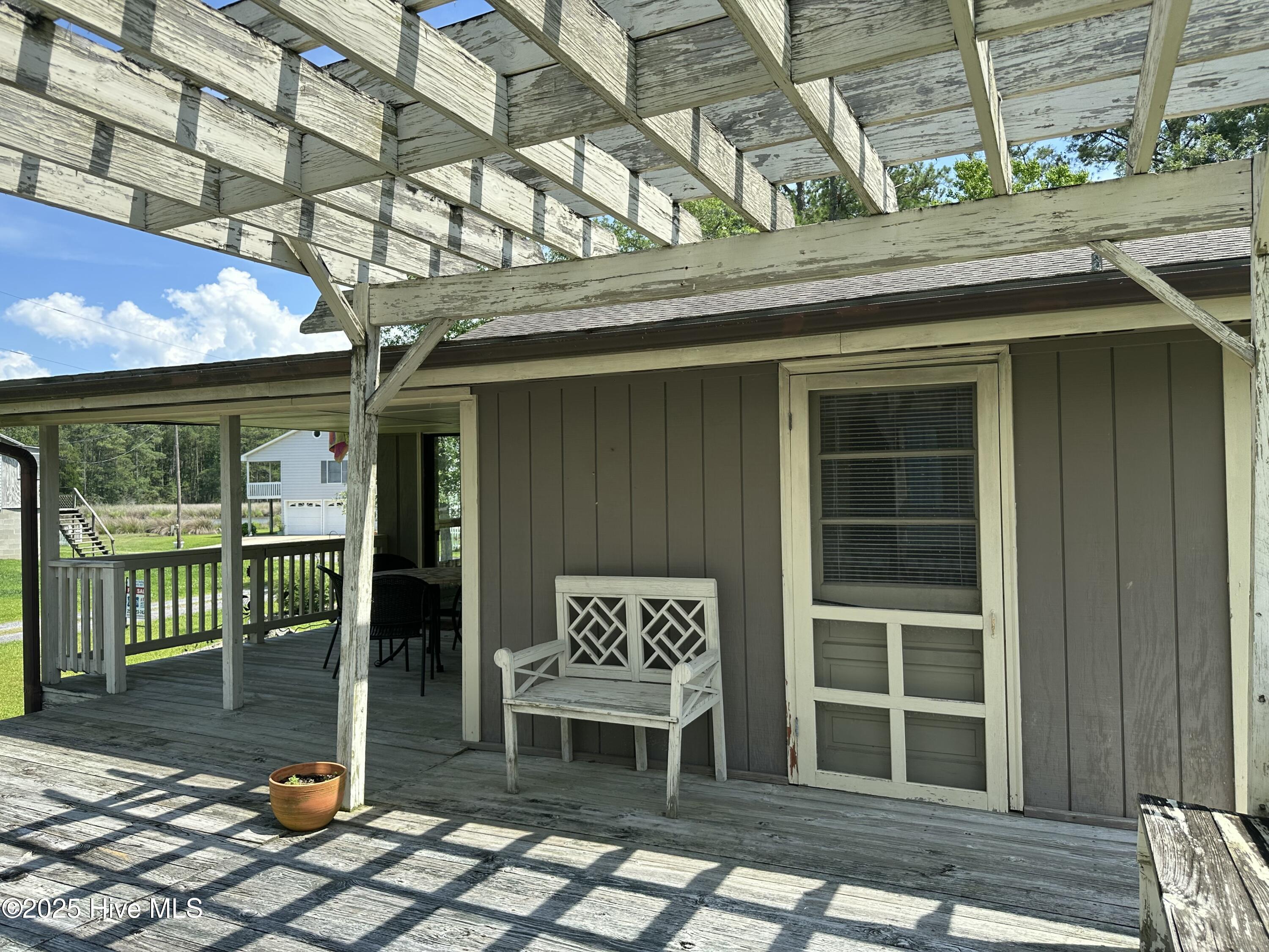 Side deck