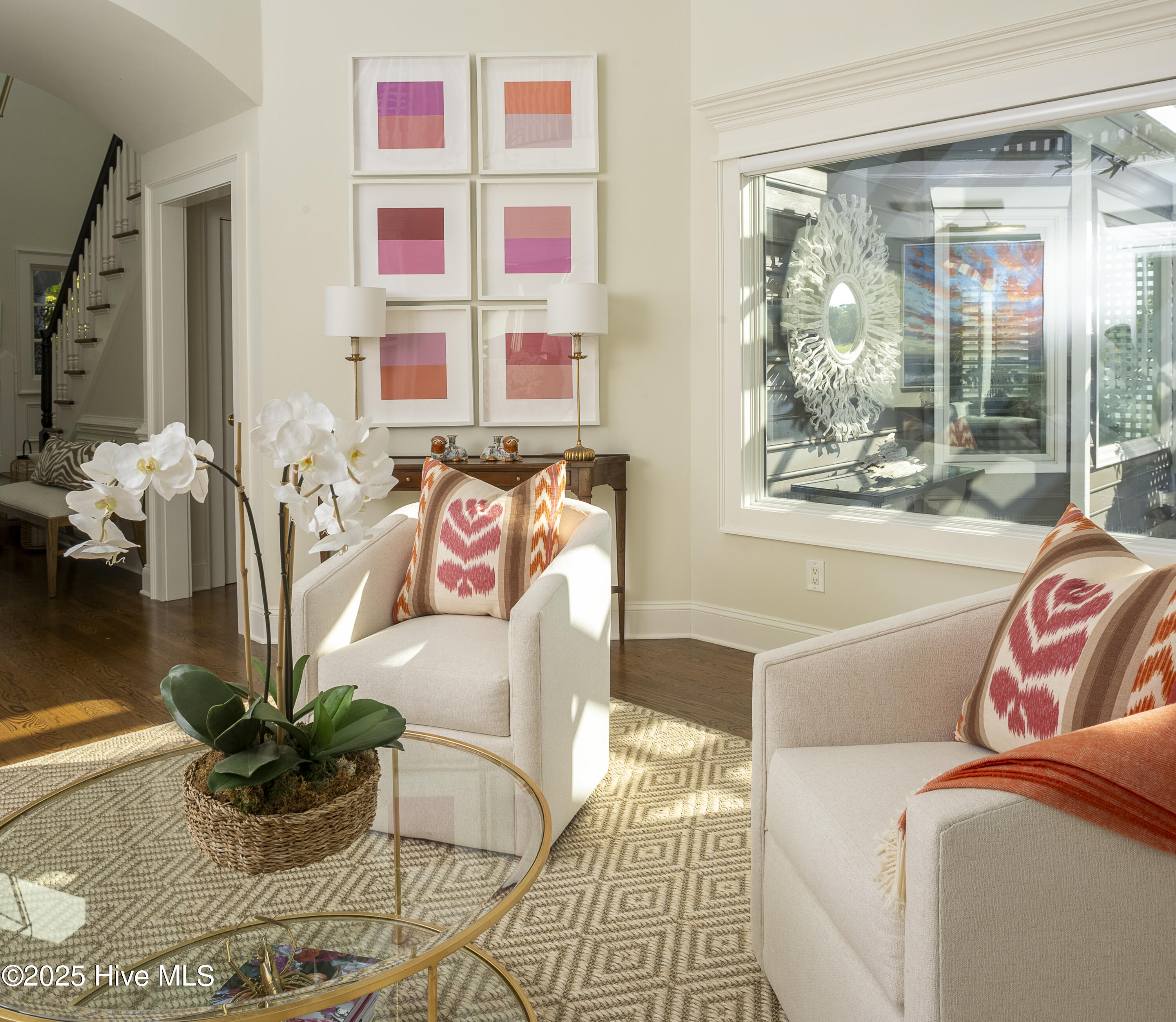 100536039 | Photo 13