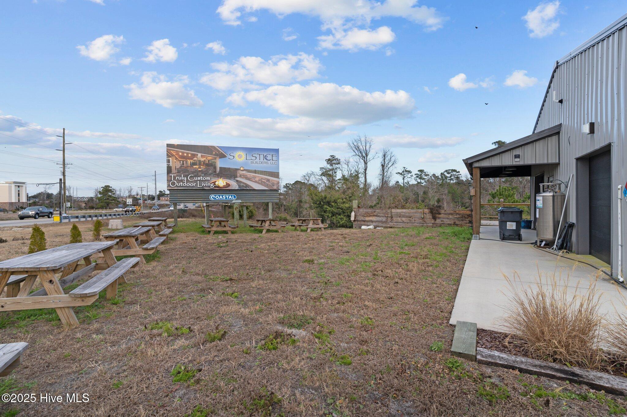 100545245 | Photo 53