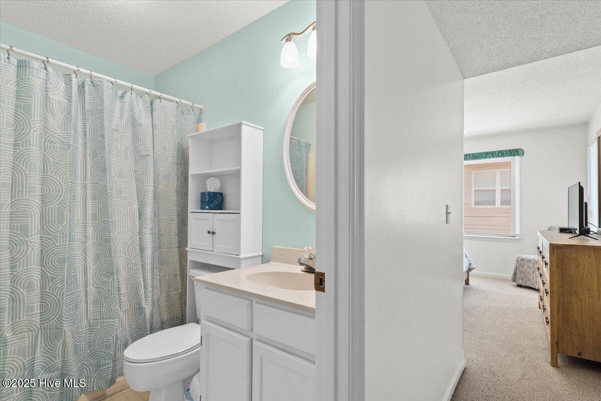 100501866 | Photo 30