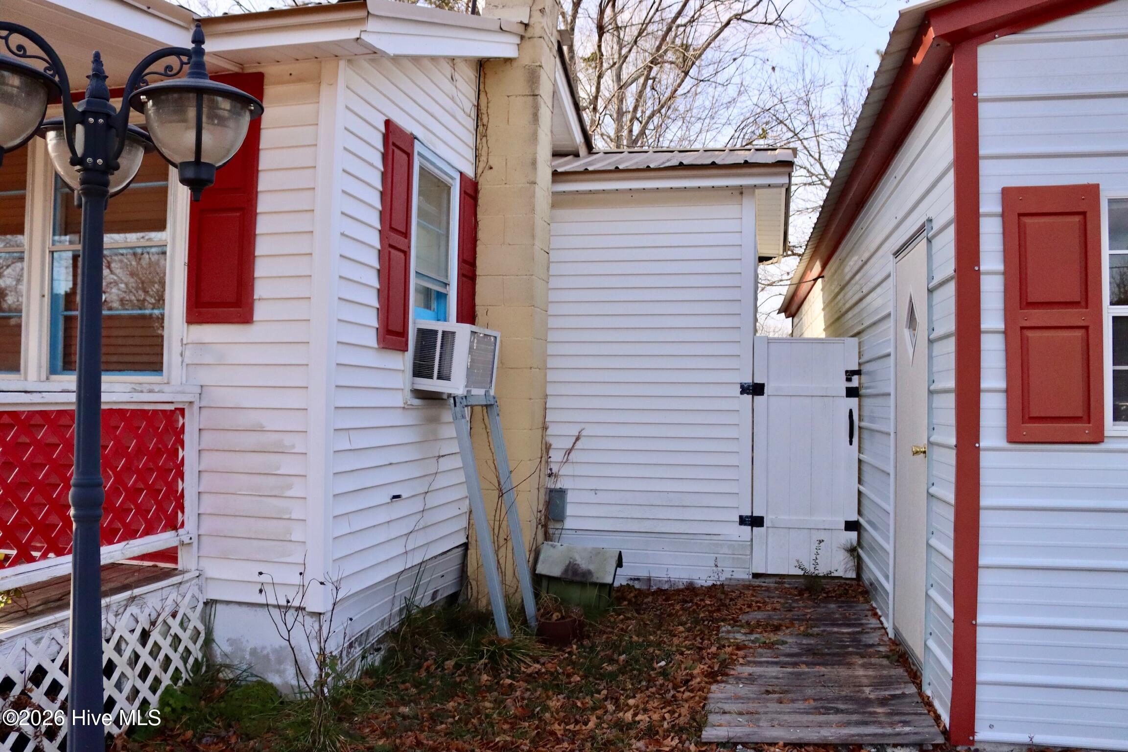 100547933 | Photo 10