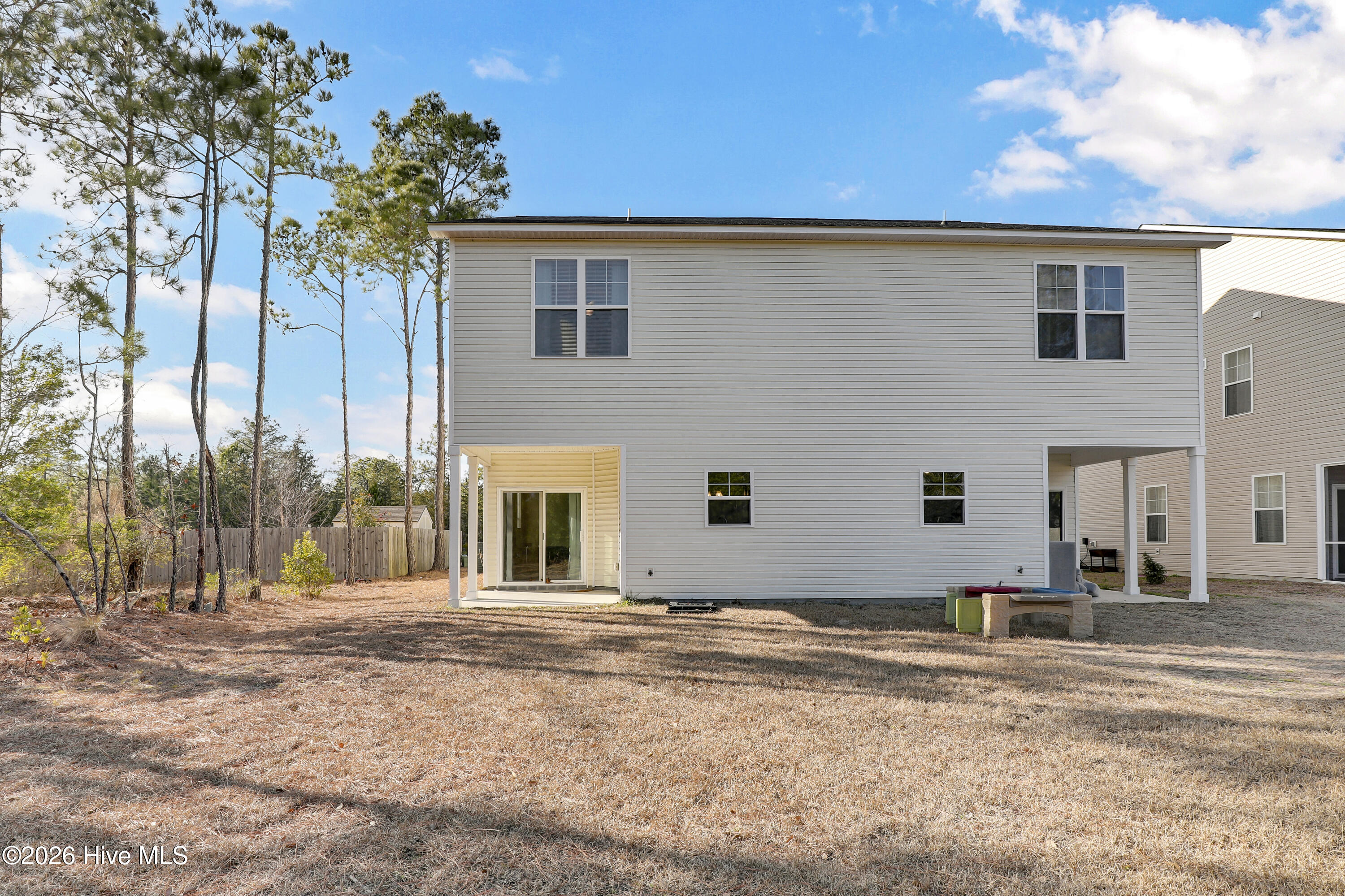 100555472 | Photo 23