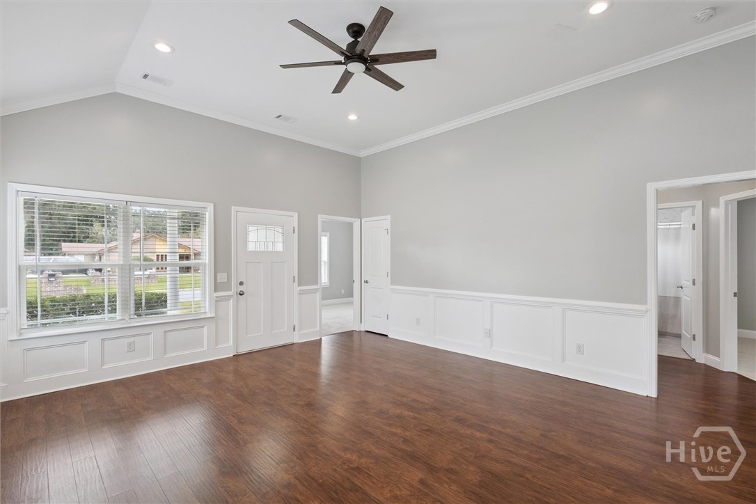 Living Room, Vaulted