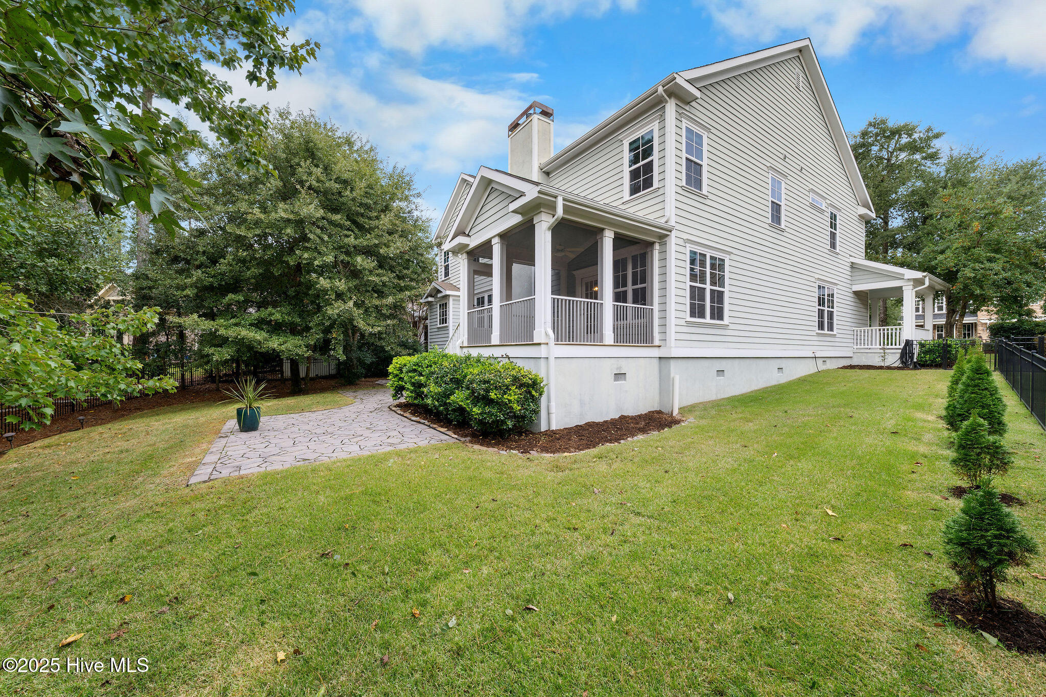 100536544 | Photo 74