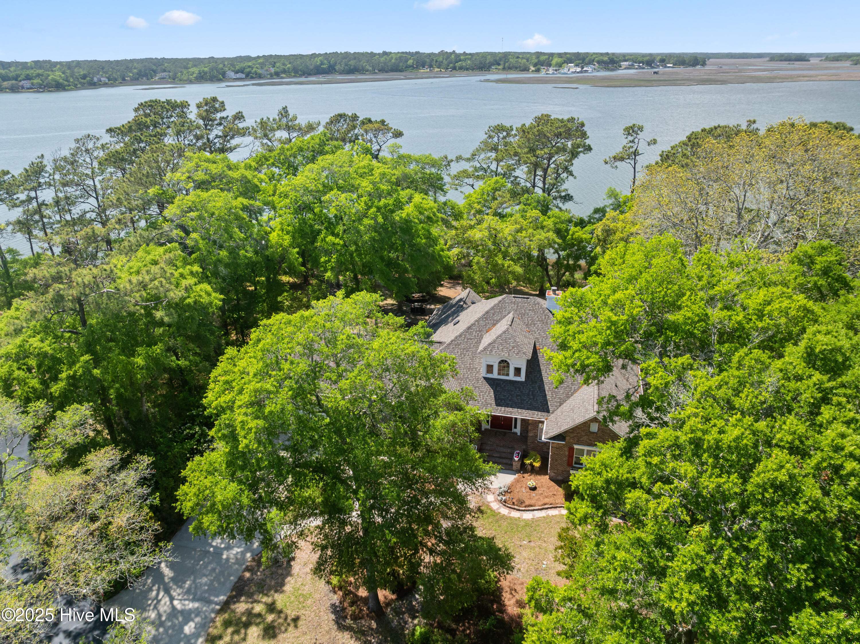 100570378 | Photo 48