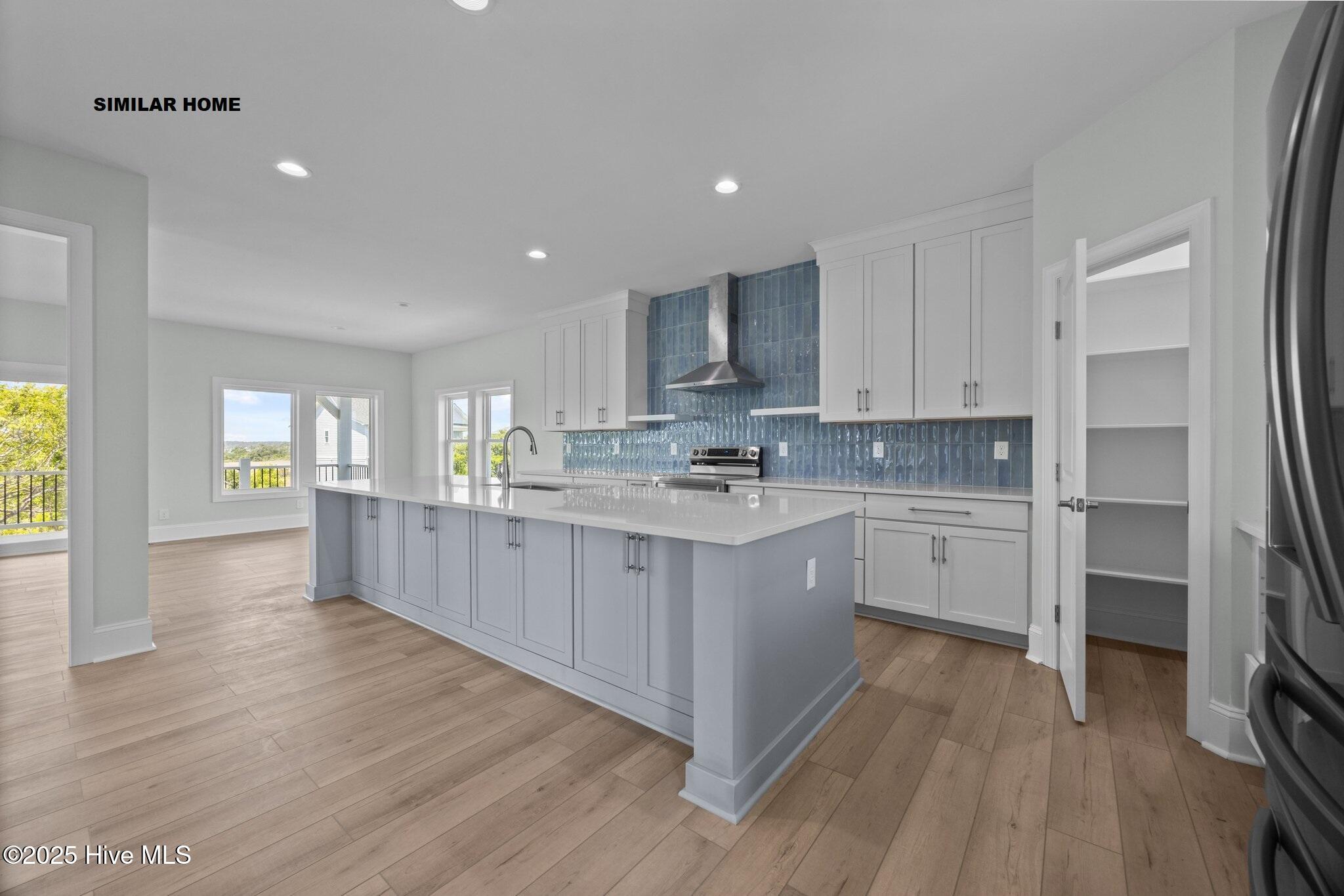 100551707 | Photo 24