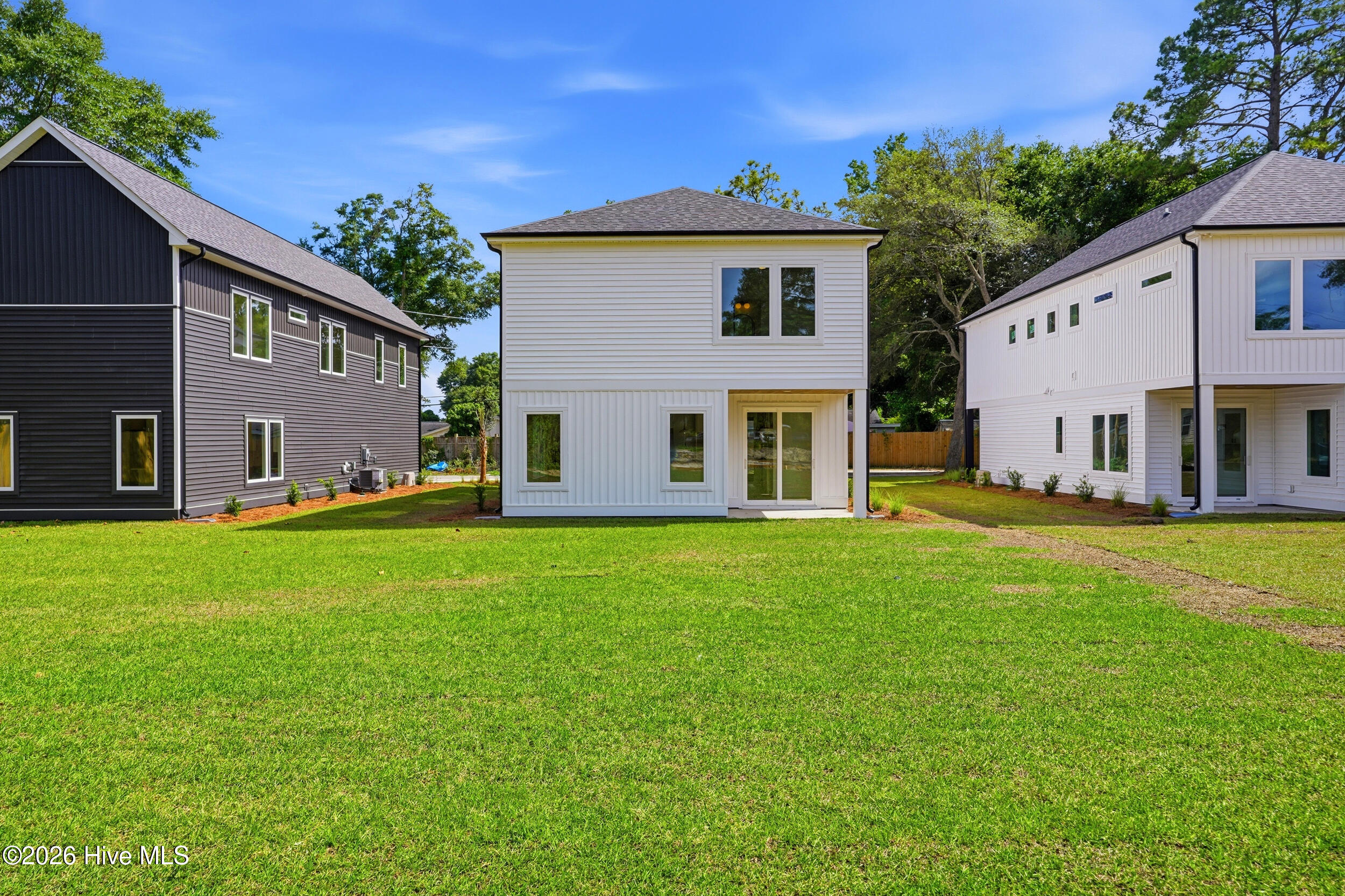 84_019 peachtree avenue
