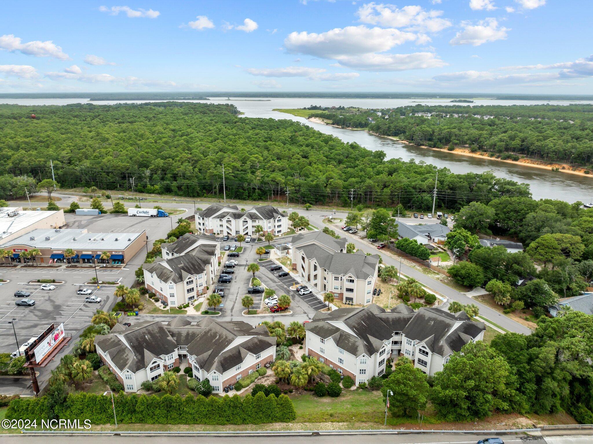 100537994 | Photo 43