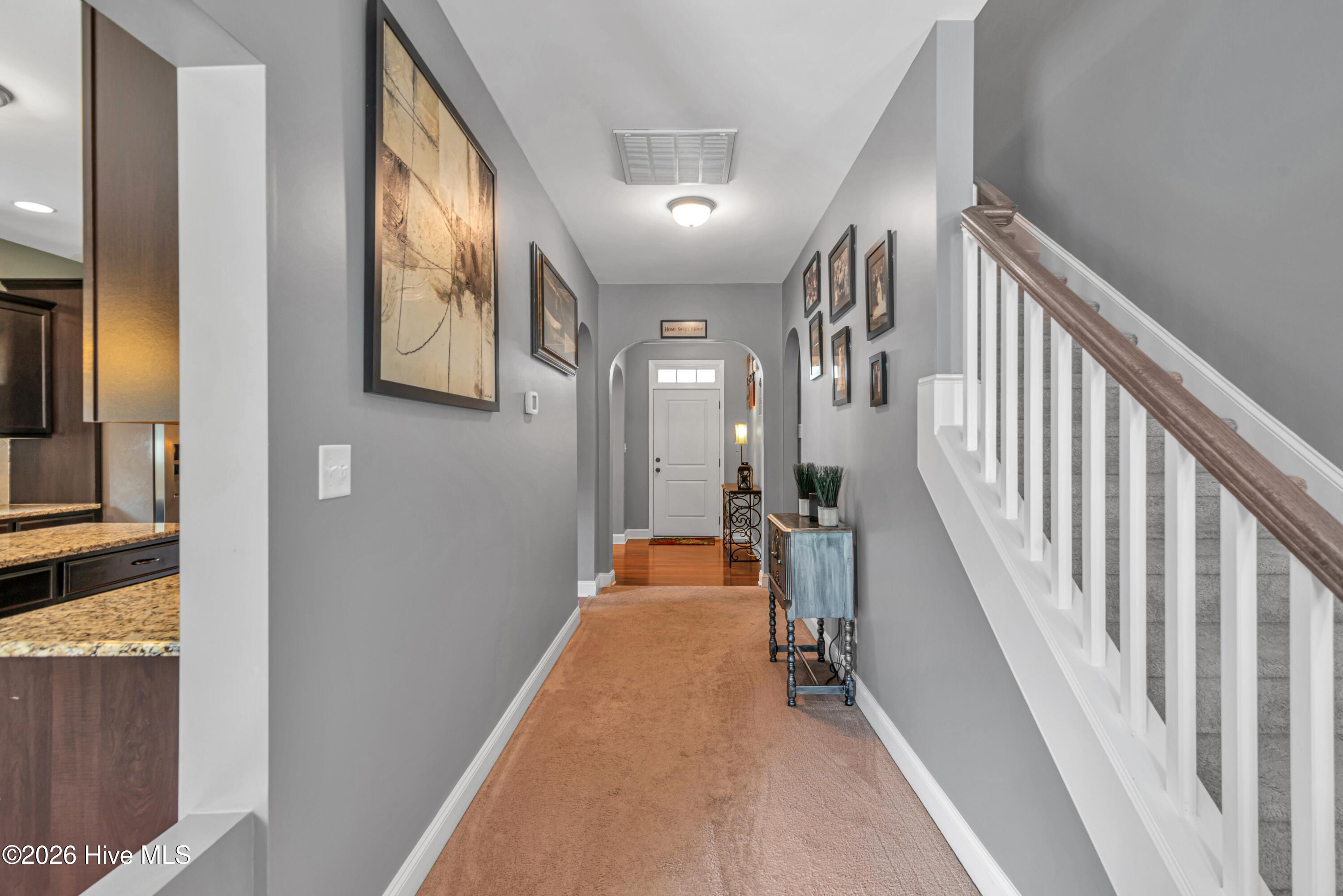 100564004 | Photo 20