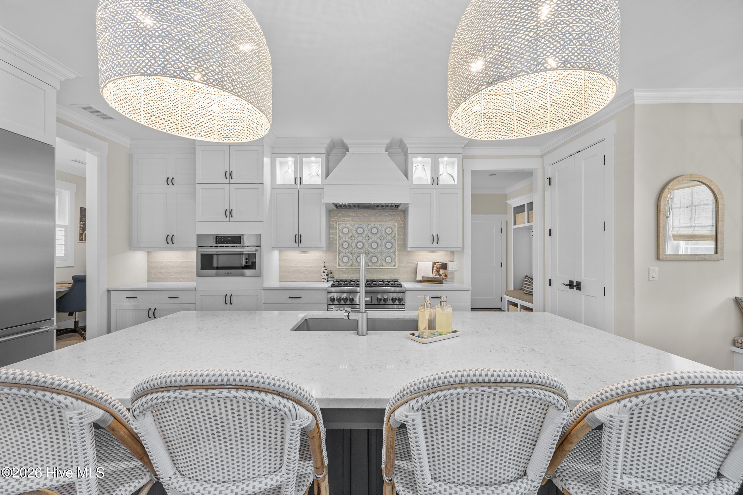 100527990 | Photo 31