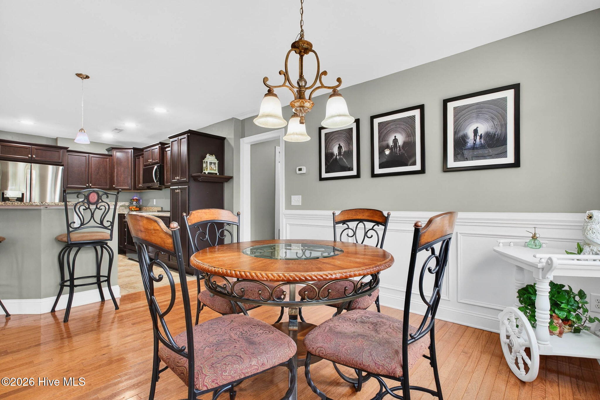 100561727 | Photo 17