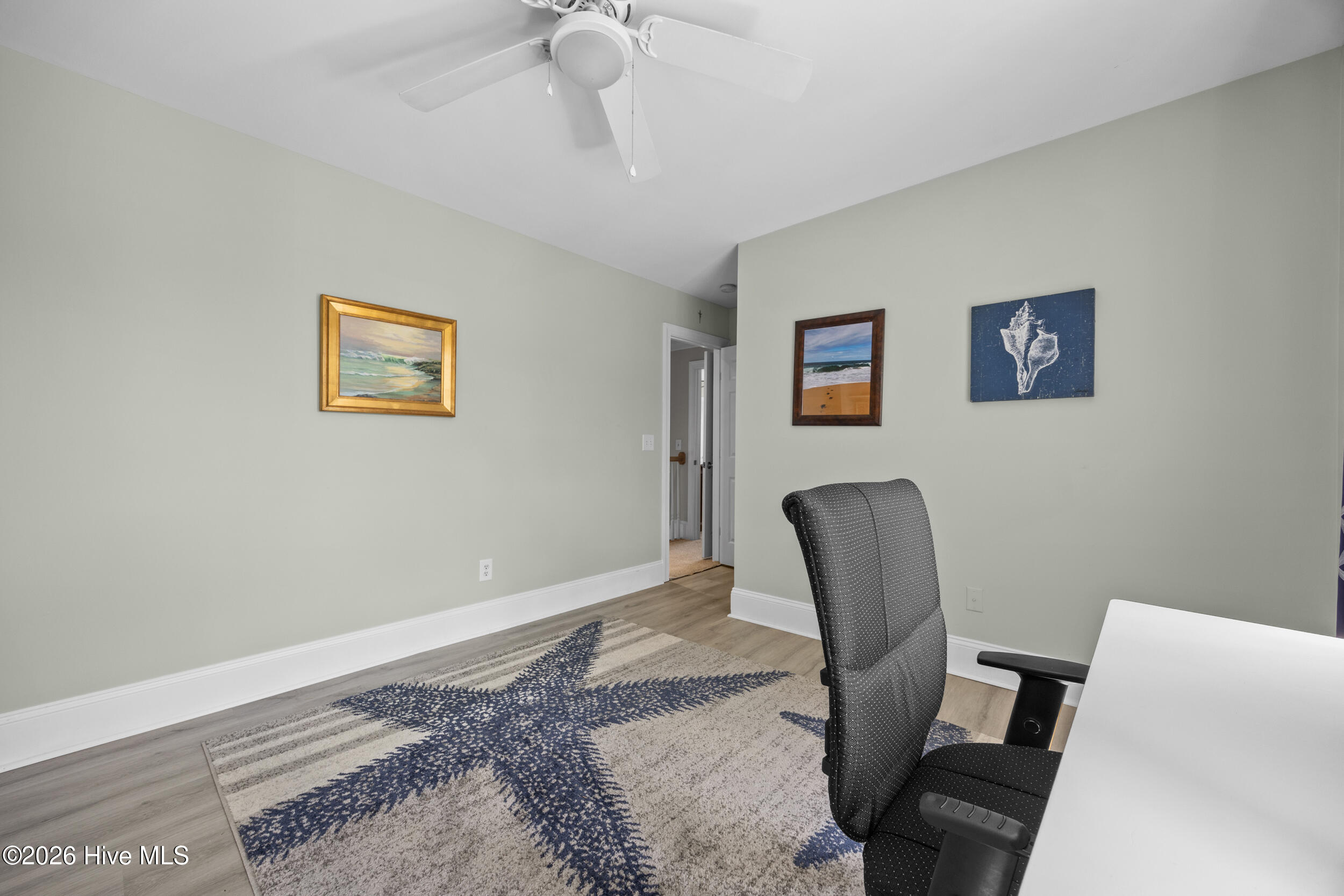 100565771 | Photo 48