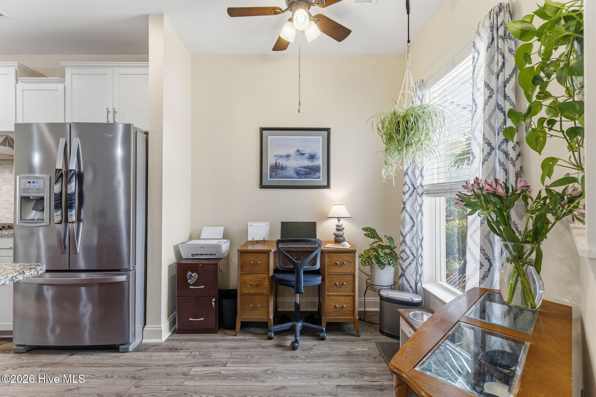 100565858 | Photo 10