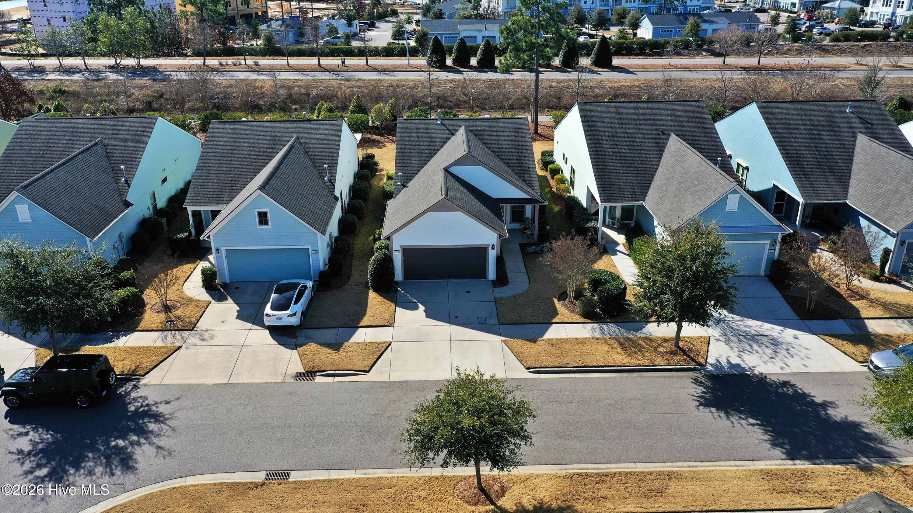 100549696 | Photo 42