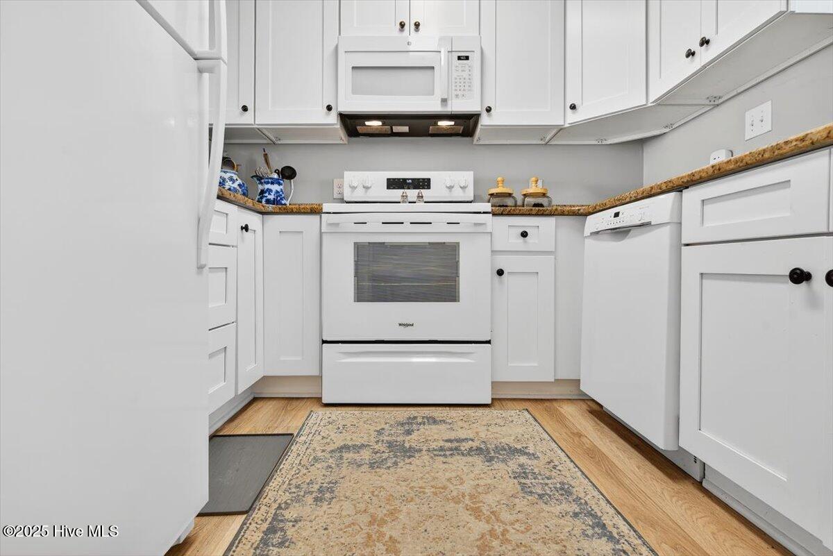 100537947 | Photo 21