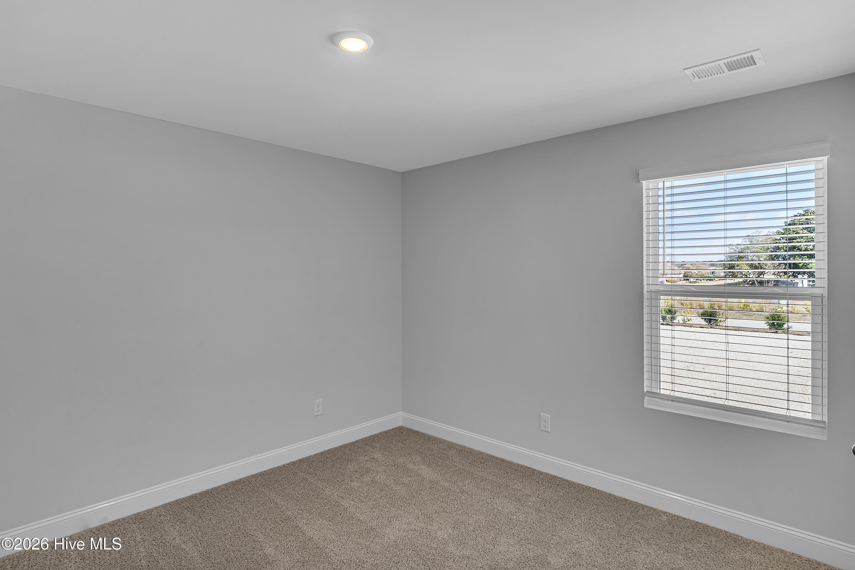 100566299 | Photo 28