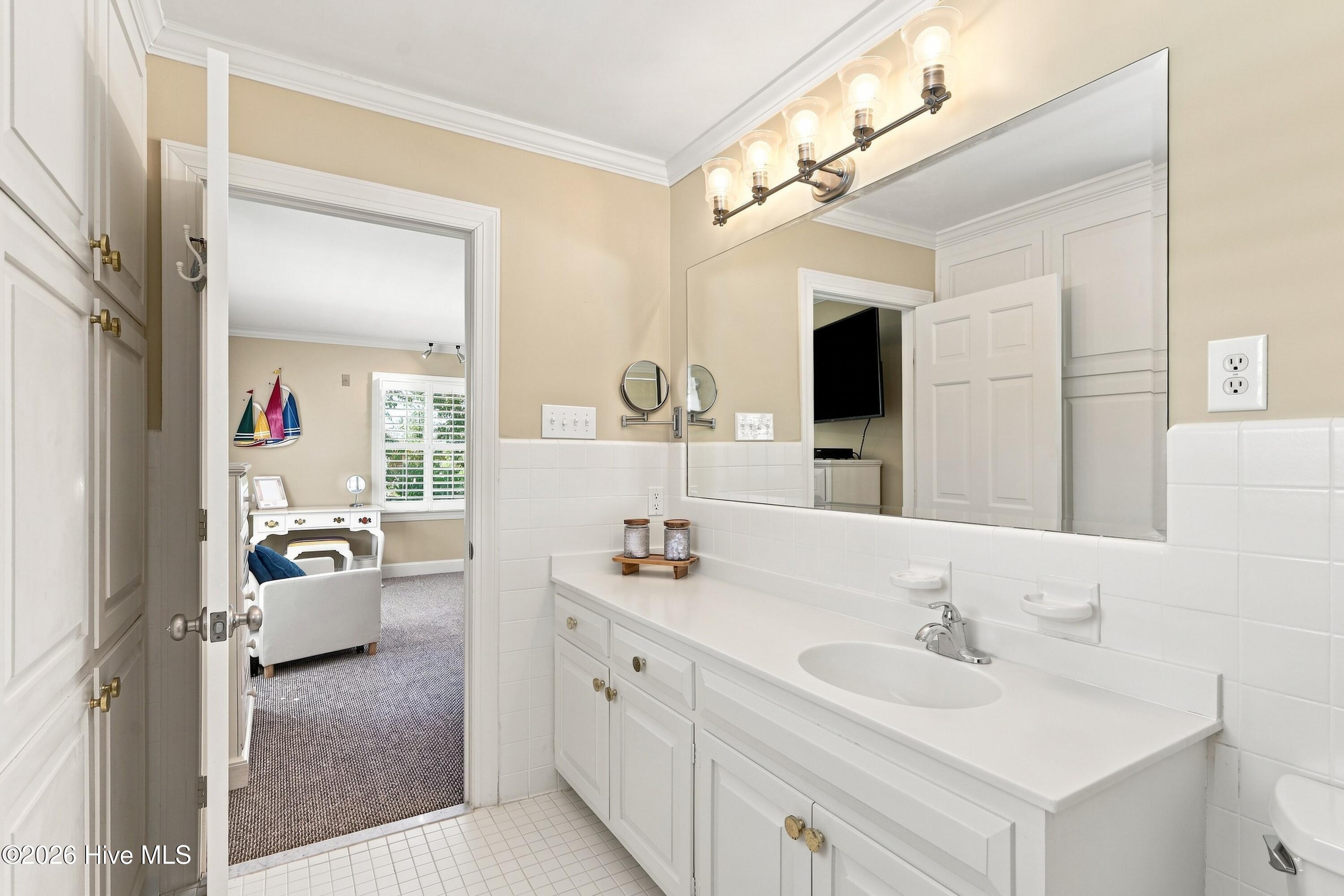 104 Sea Trace Lane,Newport