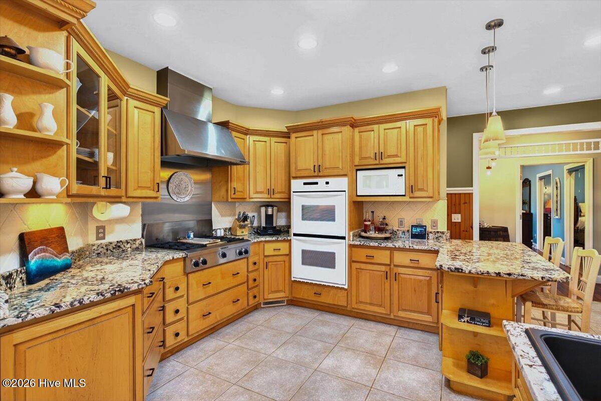 100551977 | Photo 12