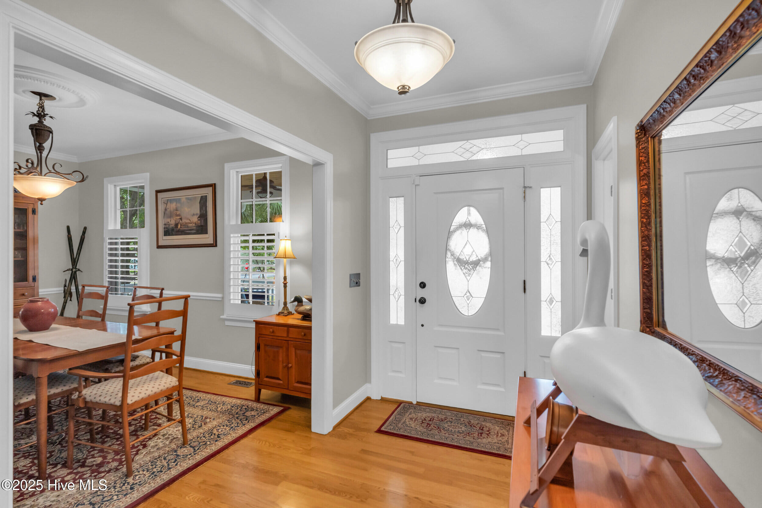 100537749 | Photo 10