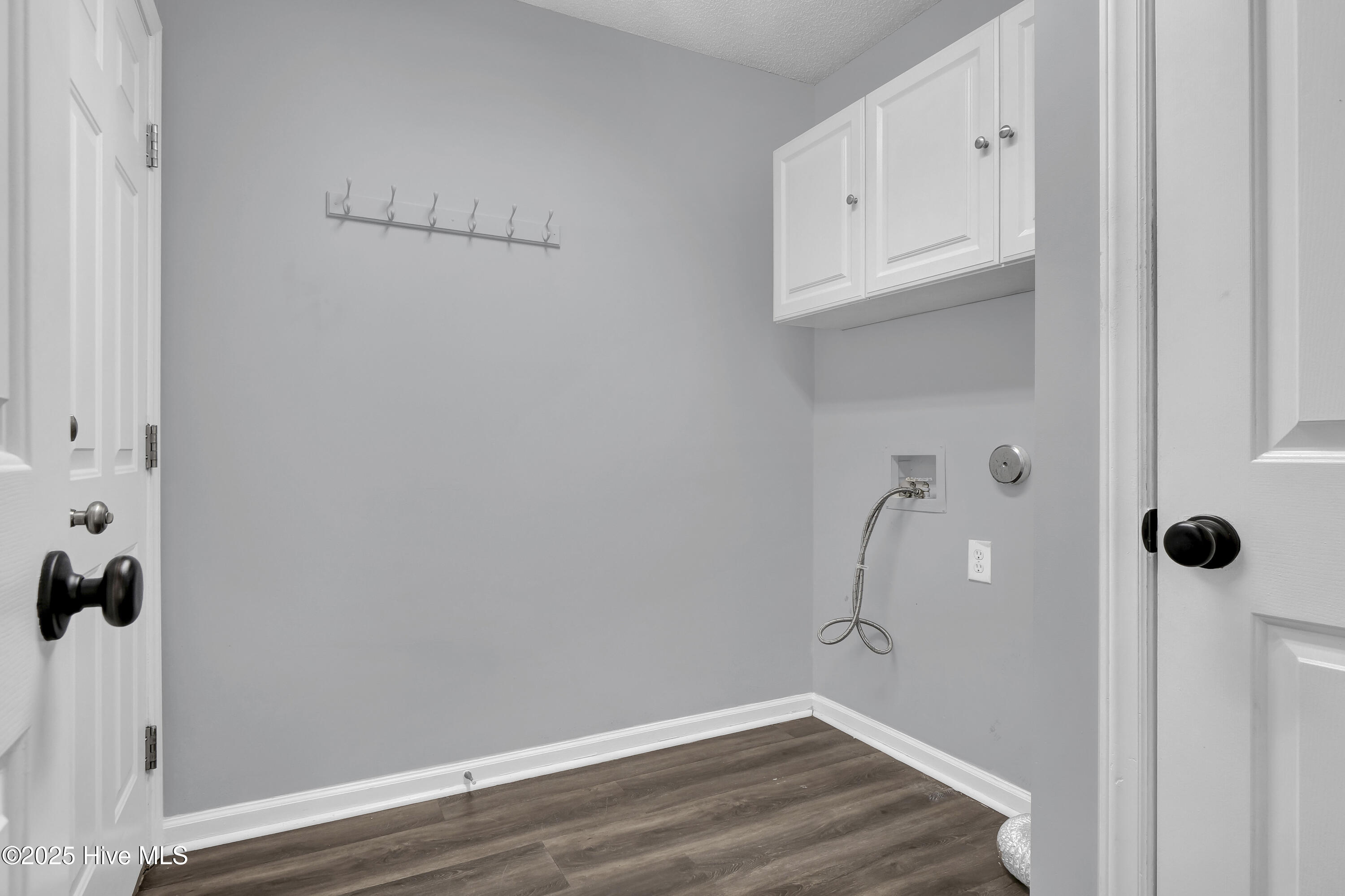 100544266 | Photo 29