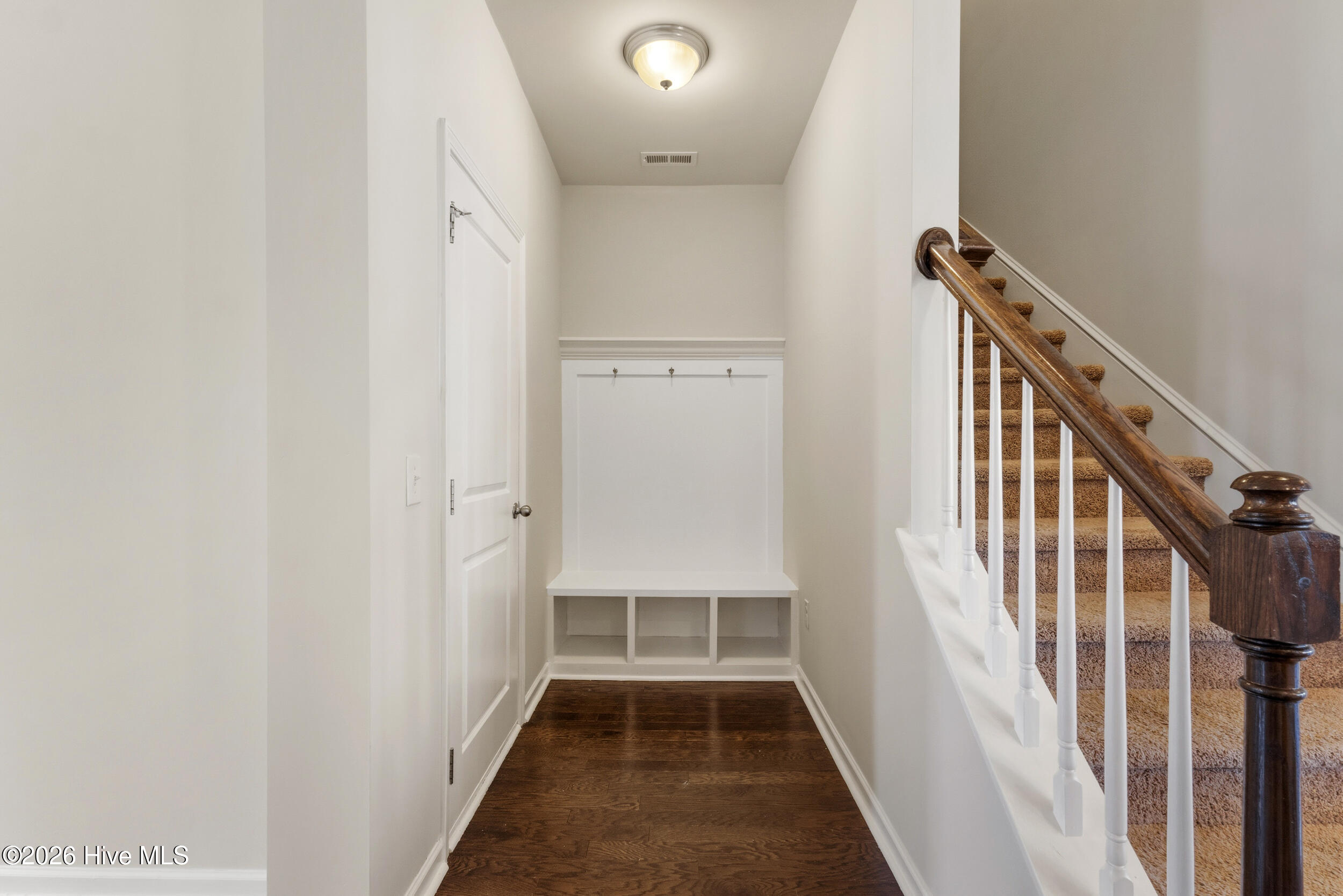 100561556 | Photo 11