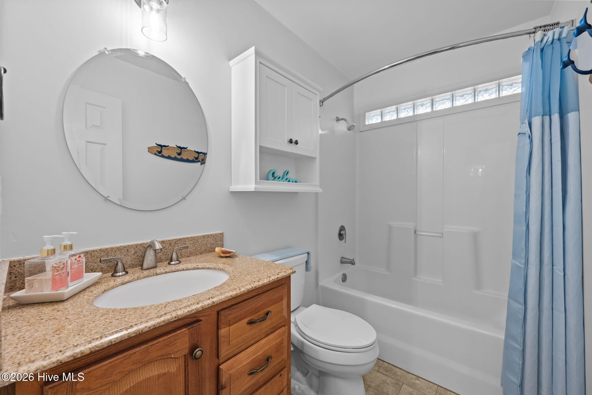 100556770 | Photo 12