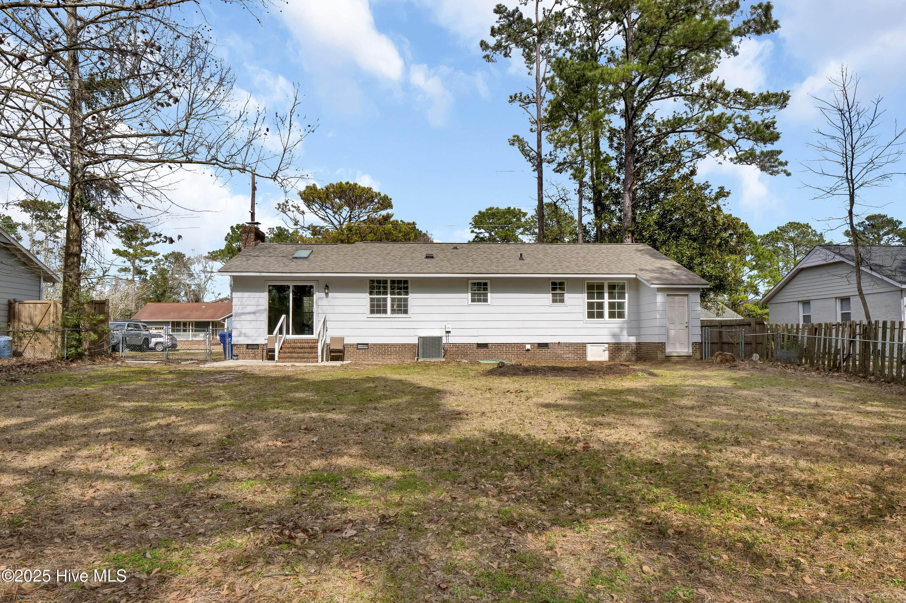 100529555 | Photo 26