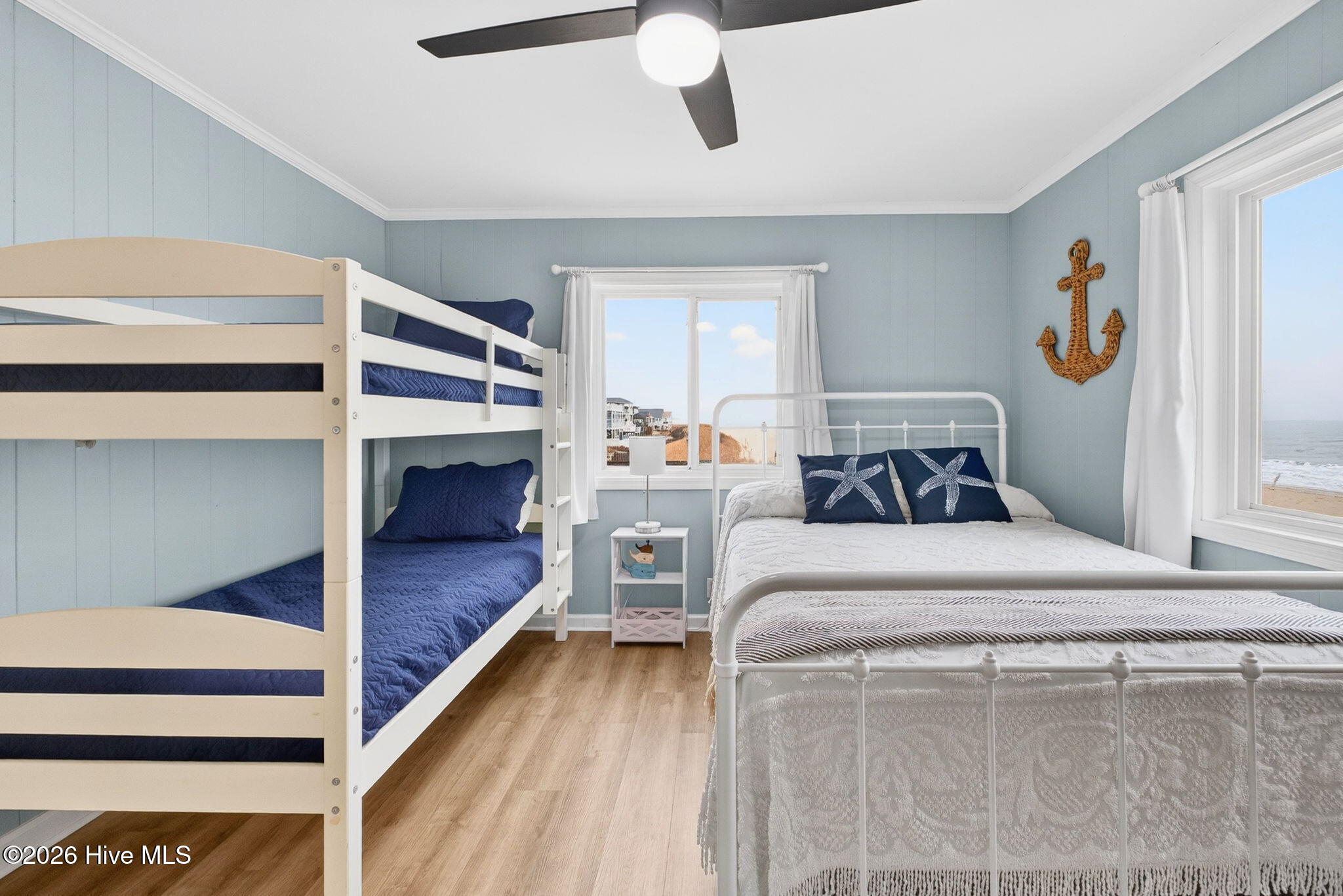 100558118 | Photo 29