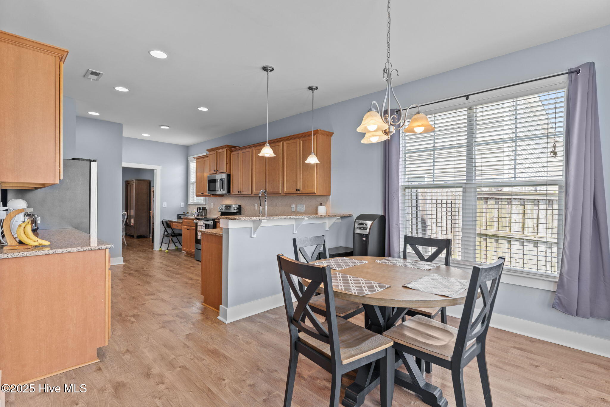 100519611 | Photo 31