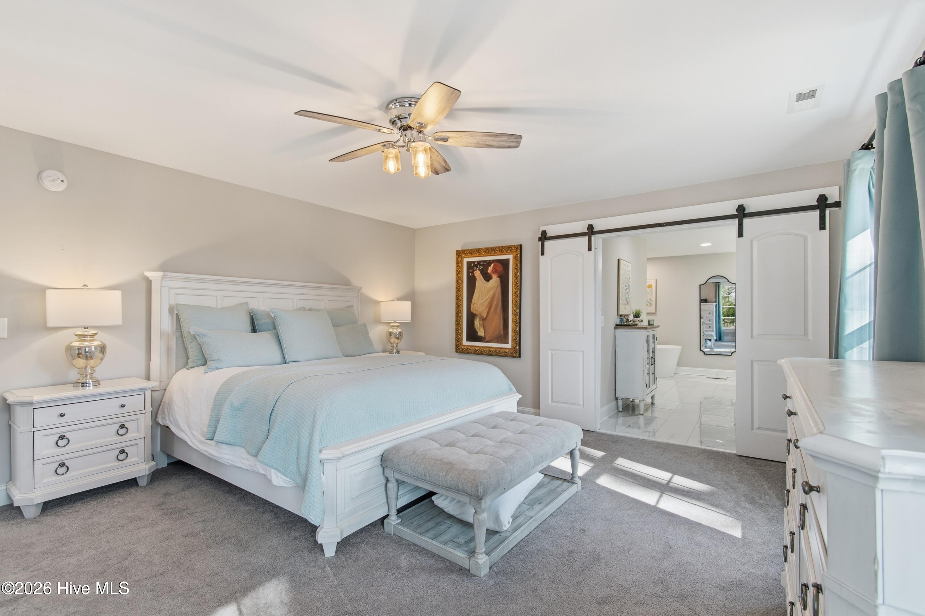 100550305 | Photo 30