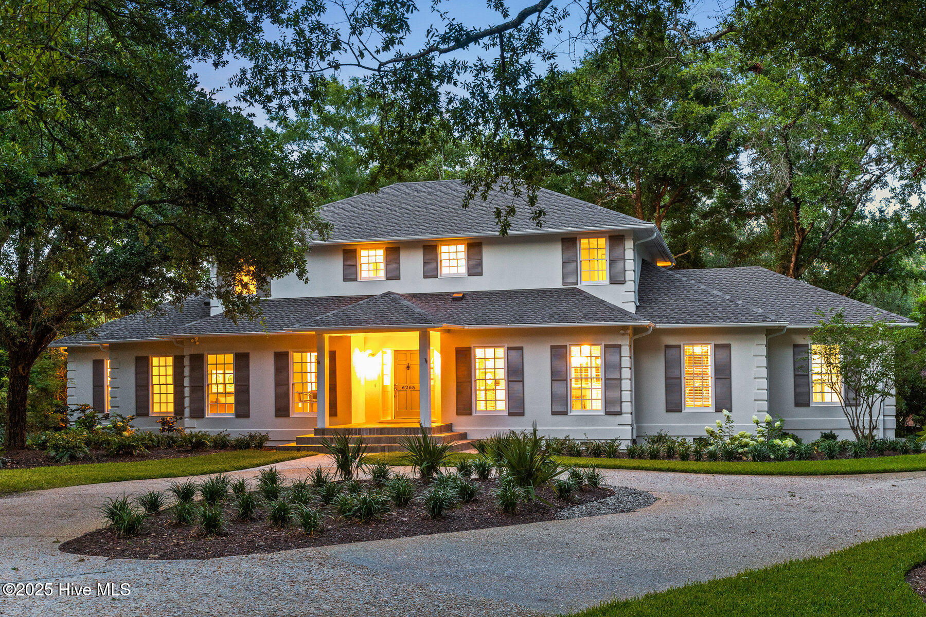 100489617 | Photo 50