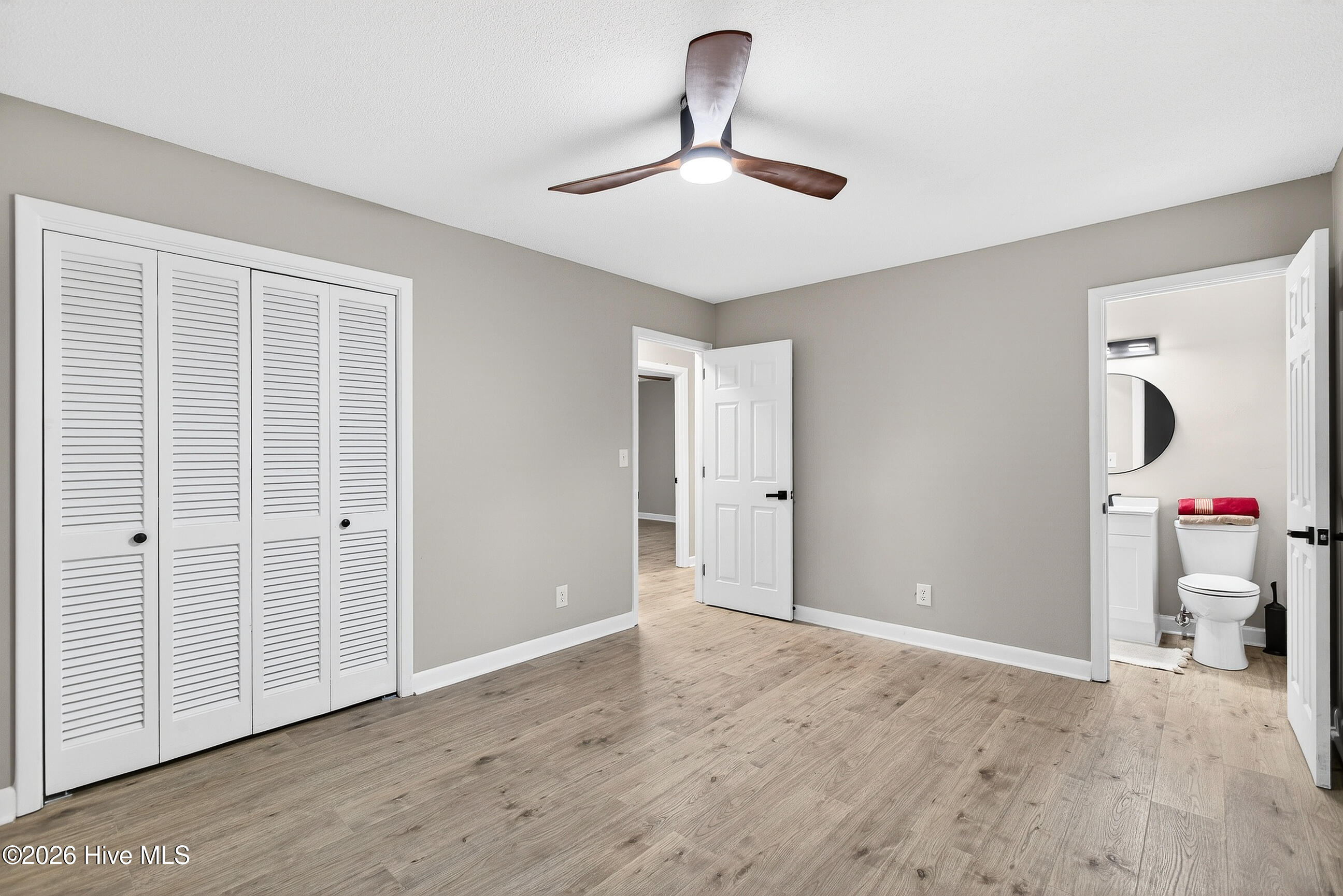 100545174 | Photo 14