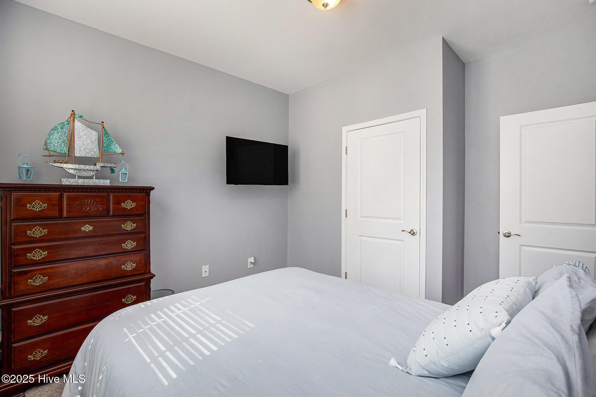 100529053 | Photo 26